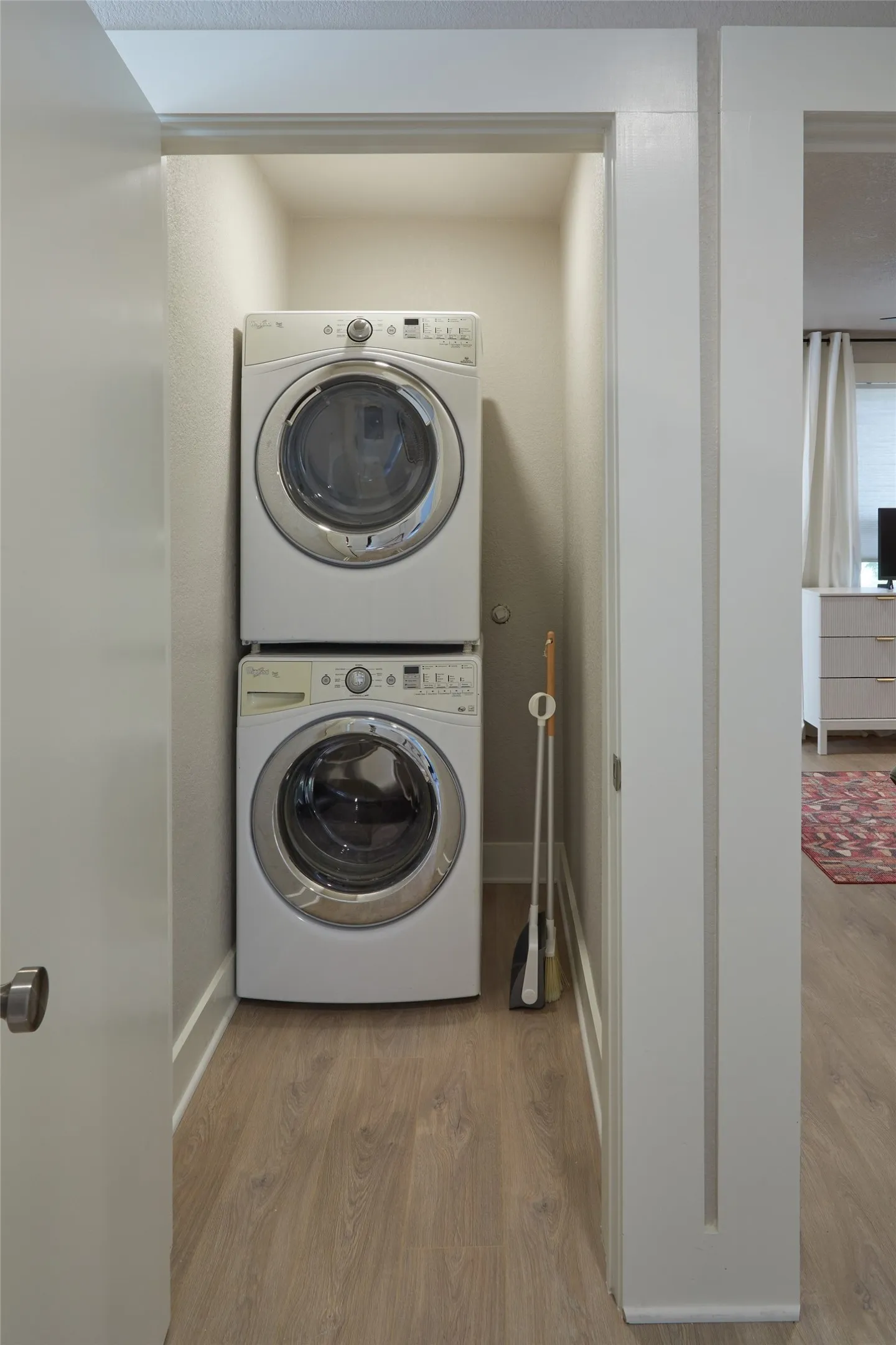 Apartment For Rent in Tarrant County , 805 Lilac Street, Fort Worth, Texas 76110, 2 Bedroom, 1 Bathroom, Garage spaces, 750 Sqft, built in 1926, mls#21369501, Real Estate Agent in Fort Worth, Homes For Rent in Tarrant county, Homes For Rent in Fort Worth, Realtor in Fort Worth Texas, Real Estate Brokerage Independent Realty Texas, Luminita Cordes Realtor
