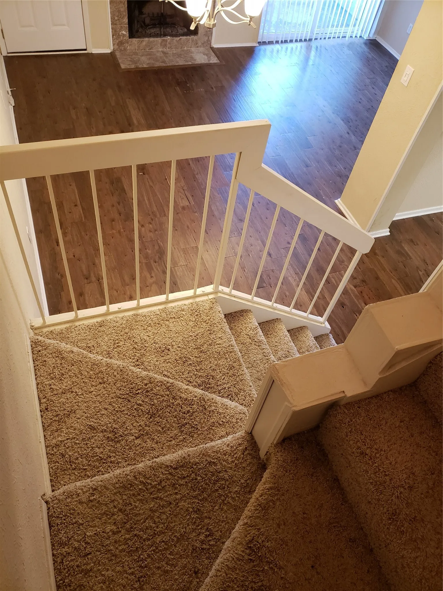 Condominium For Rent in Dallas County , 5757 MARTEL Avenue B10, Dallas, Texas 75206, 1 Bedroom, 2 Bathroom, Garage spaces, 861 Sqft, built in 1983, mls#21369504, Real Estate Agent in Dallas, Homes For Rent in Dallas county, Homes For Rent in Dallas, Realtor in Dallas Texas, Real Estate Brokerage Independent Realty Texas, Luminita Cordes Realtor