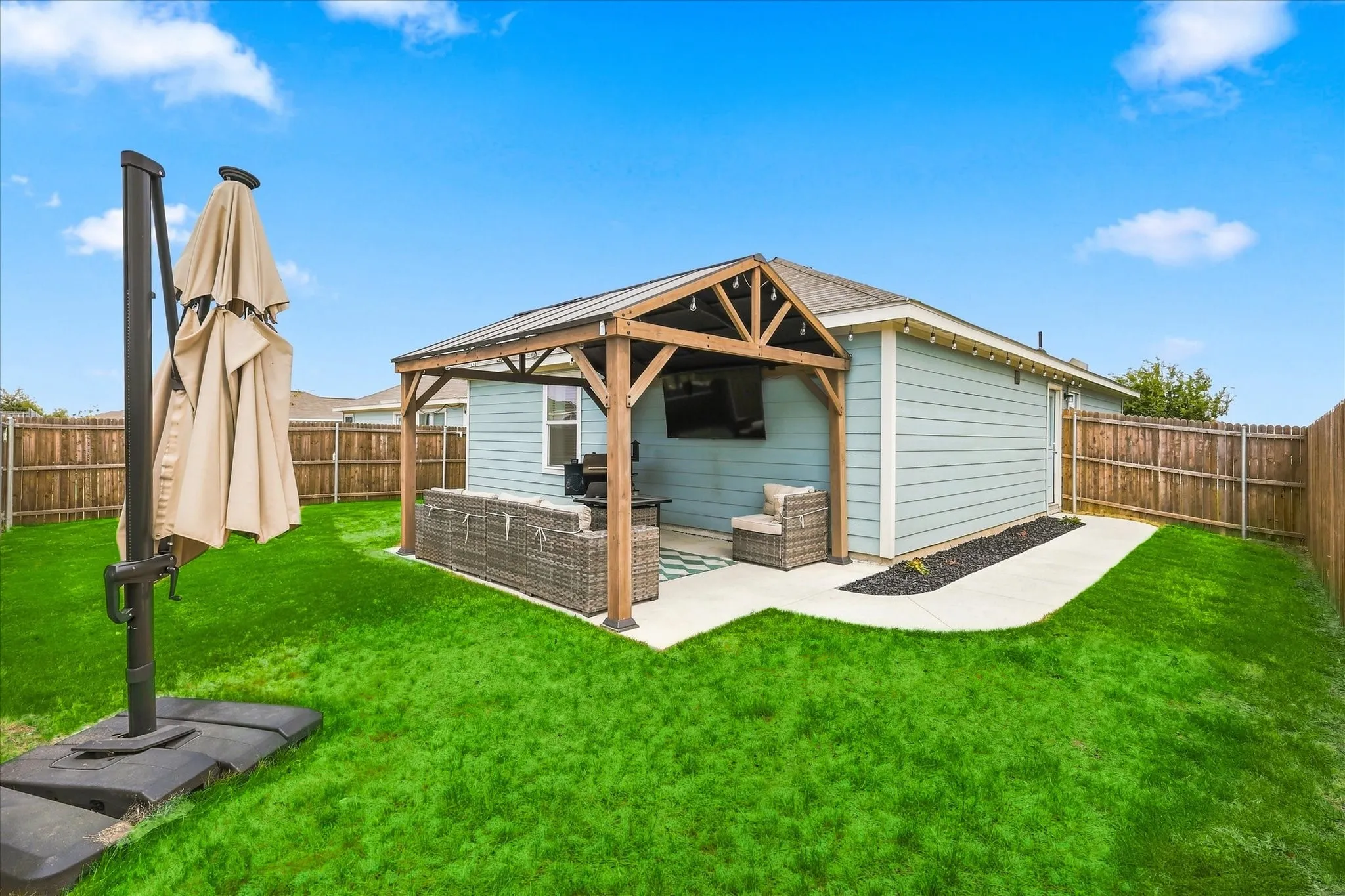Single Family Residence For Sale in Denton County , 11741 Marcellus Way, Justin, Texas 76247, 3 Bedroom, 2 Bathroom, 2 Garage spaces, 1,262 Sqft, built in 2023, mls#21368150, Real Estate Agent in Justin, Homes For Sale in Denton county, Homes For Sale in Justin, Realtor in Justin Texas, Real Estate Brokerage Independent Realty Texas, Luminita Cordes Realtor