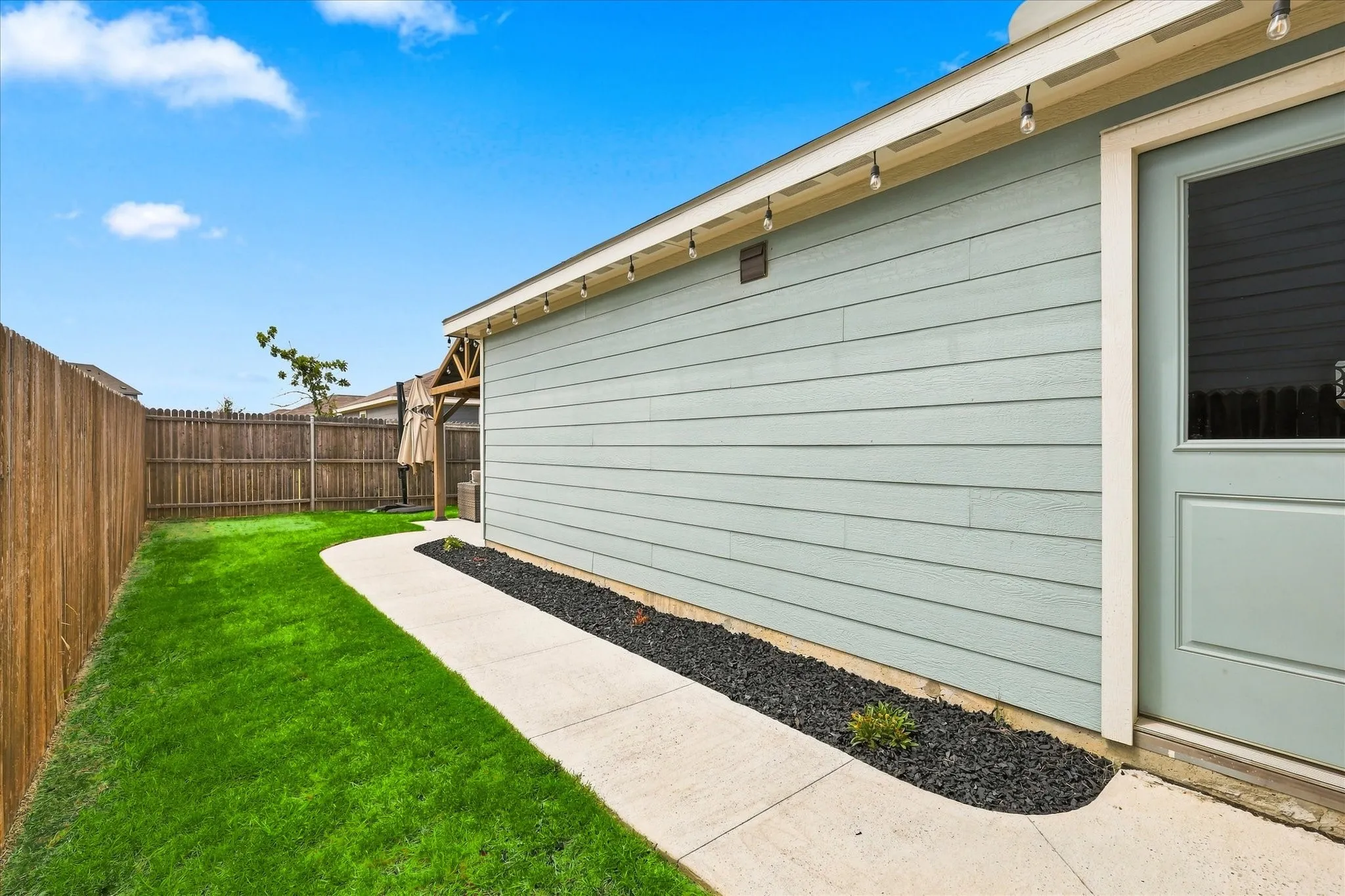 Single Family Residence For Sale in Denton County , 11741 Marcellus Way, Justin, Texas 76247, 3 Bedroom, 2 Bathroom, 2 Garage spaces, 1,262 Sqft, built in 2023, mls#21368150, Real Estate Agent in Justin, Homes For Sale in Denton county, Homes For Sale in Justin, Realtor in Justin Texas, Real Estate Brokerage Independent Realty Texas, Luminita Cordes Realtor