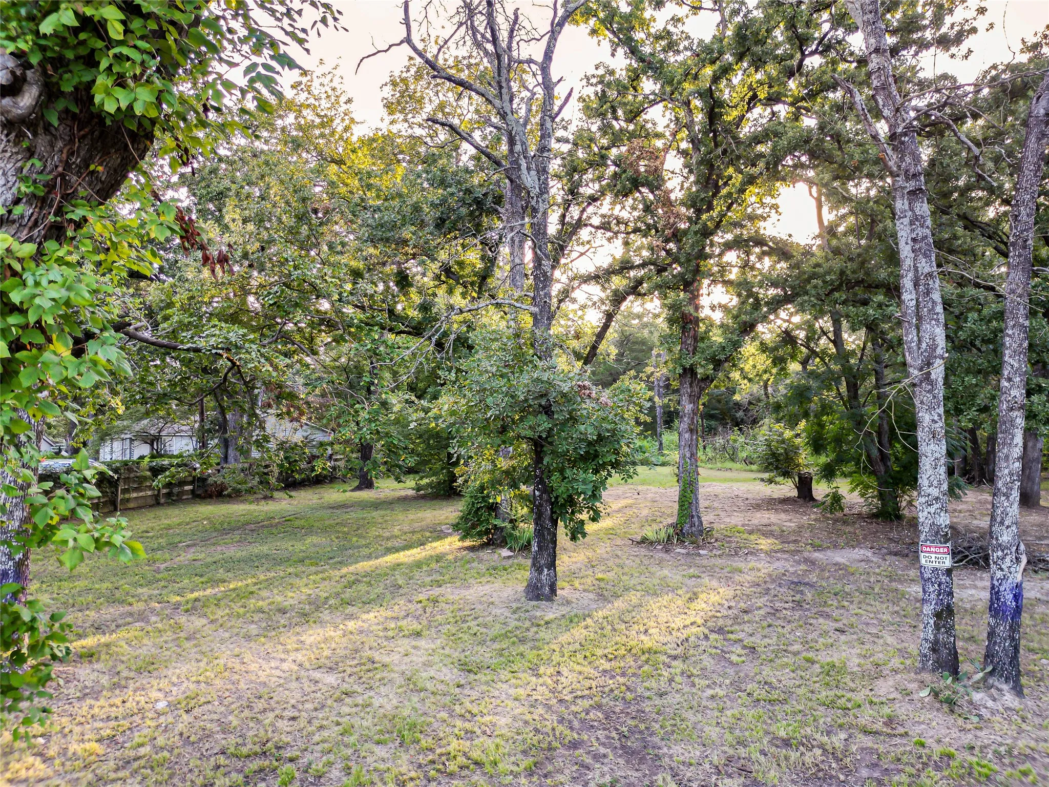 Unimproved Land For Sale in Henderson County , 208 N Old Indian Trail, Tool, Texas 75143, 0, 0, Garage spaces, 0 Sqft, built in 0, mls#21369496, Real Estate Agent in Tool, Homes For Sale in Henderson county, Homes For Sale in Tool, Realtor in Tool Texas, Real Estate Brokerage Independent Realty Texas, Luminita Cordes Realtor