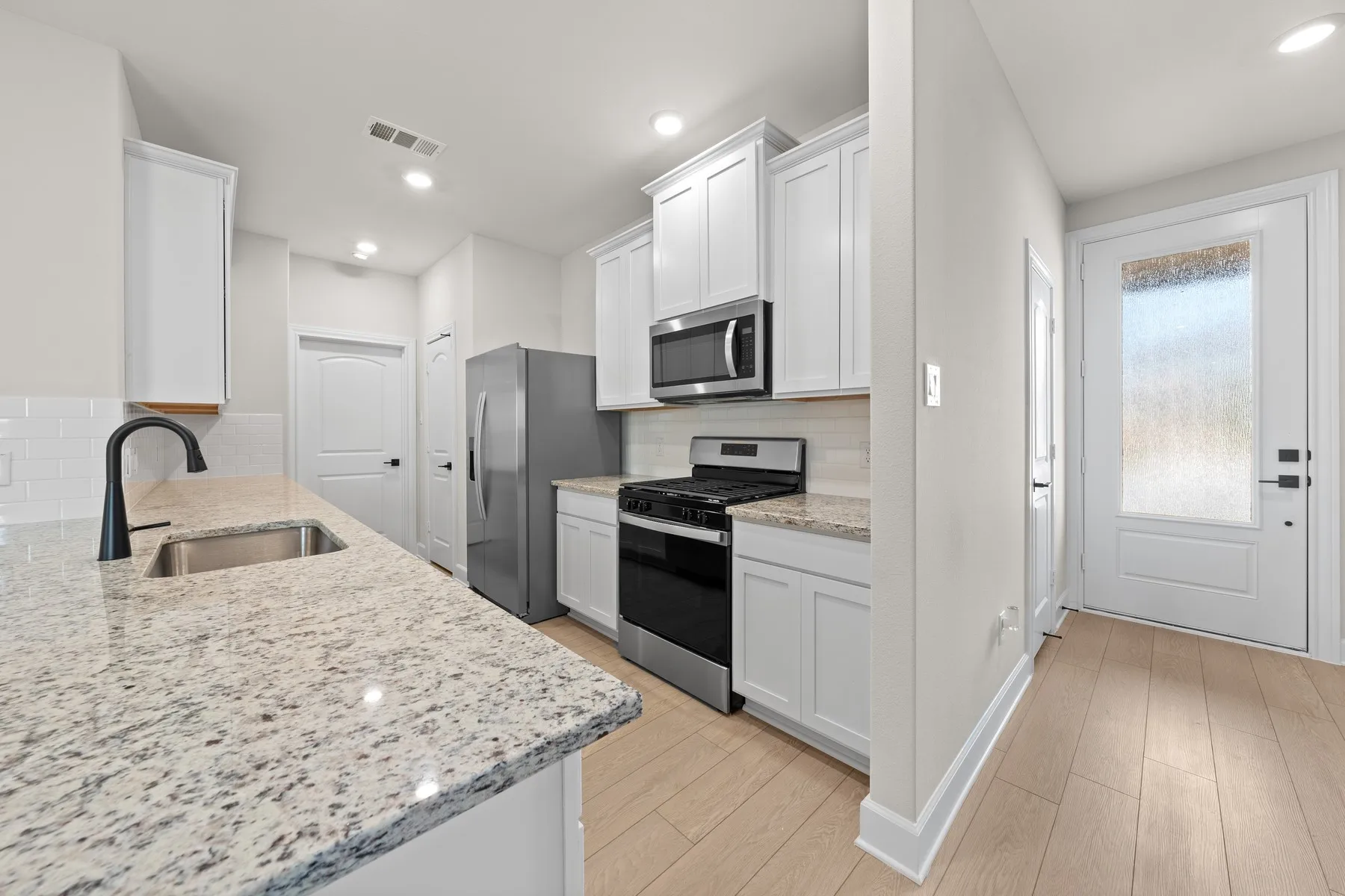 Single Family Residence For Sale in Collin County , 810 Princeton Heights Boulevard, Princeton, Texas 75407, 3 Bedroom, 2 Bathroom, 2 Garage spaces, 1,399 Sqft, built in 2026, mls#21369517, Real Estate Agent in Princeton, Homes For Sale in Collin county, Homes For Sale in Princeton, Realtor in Princeton Texas, Real Estate Brokerage Independent Realty Texas, Luminita Cordes Realtor
