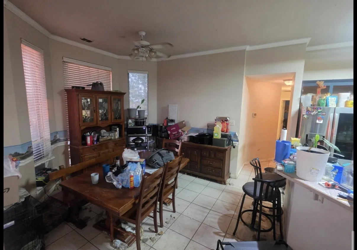 Single Family Residence For Sale in Kaufman County , 2727 W Ridgeview Circle, Kaufman, Texas 75142, 4 Bedroom, 3 Bathroom, 2 Garage spaces, 2,396 Sqft, built in 2002, mls#21369518, Real Estate Agent in Kaufman, Homes For Sale in Kaufman county, Homes For Sale in Kaufman, Realtor in Kaufman Texas, Real Estate Brokerage Independent Realty Texas, Luminita Cordes Realtor