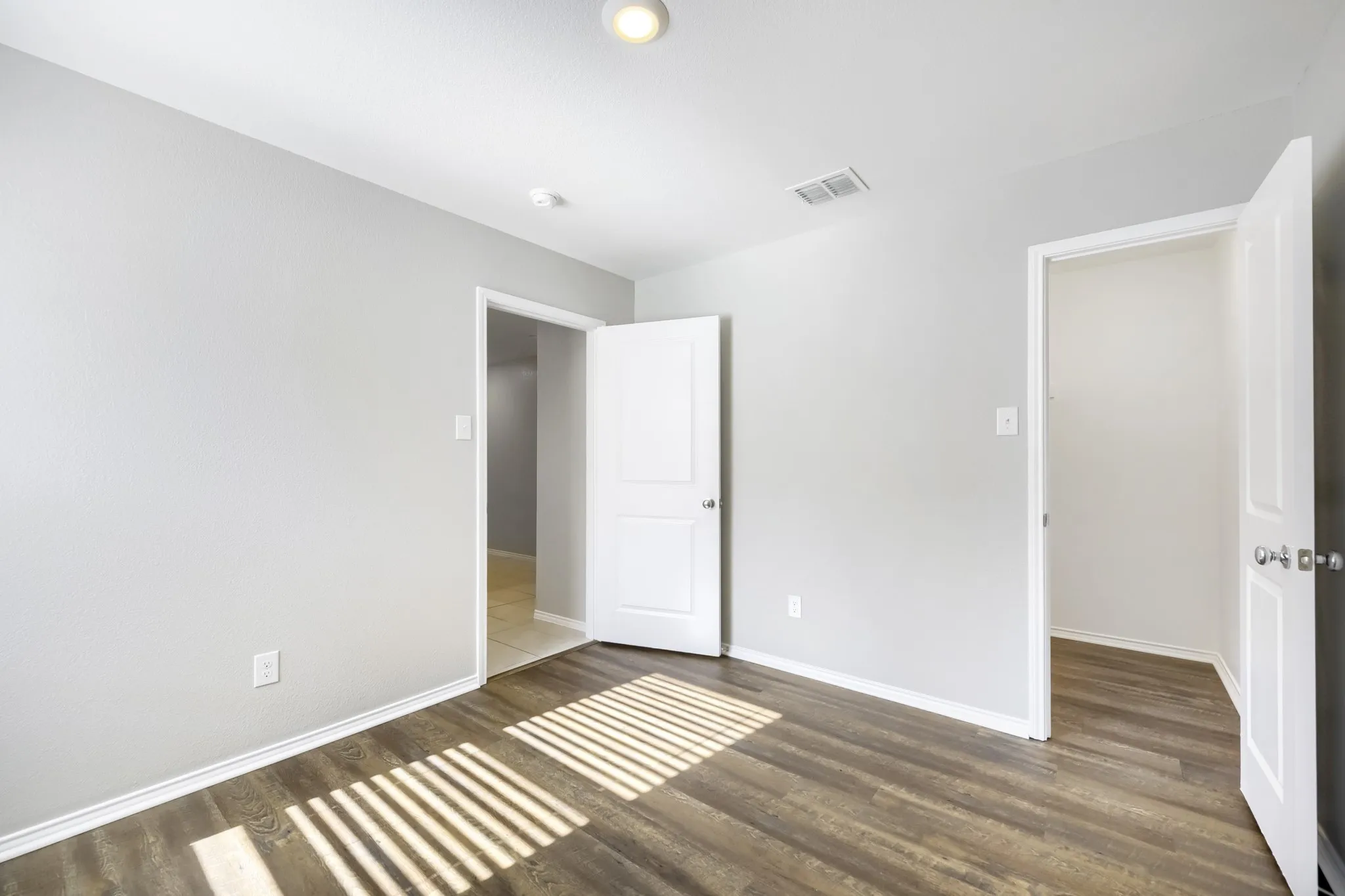 Single Family Residence For Sale in Tarrant County , 4052 Dublin Ridge Drive, Fort Worth, Texas 76036, 3 Bedroom, 2 Bathroom, 2 Garage spaces, 1,464 Sqft, built in 2023, mls#21364459, Real Estate Agent in Fort Worth, Homes For Sale in Tarrant county, Homes For Sale in Fort Worth, Realtor in Fort Worth Texas, Real Estate Brokerage Independent Realty Texas, Luminita Cordes Realtor