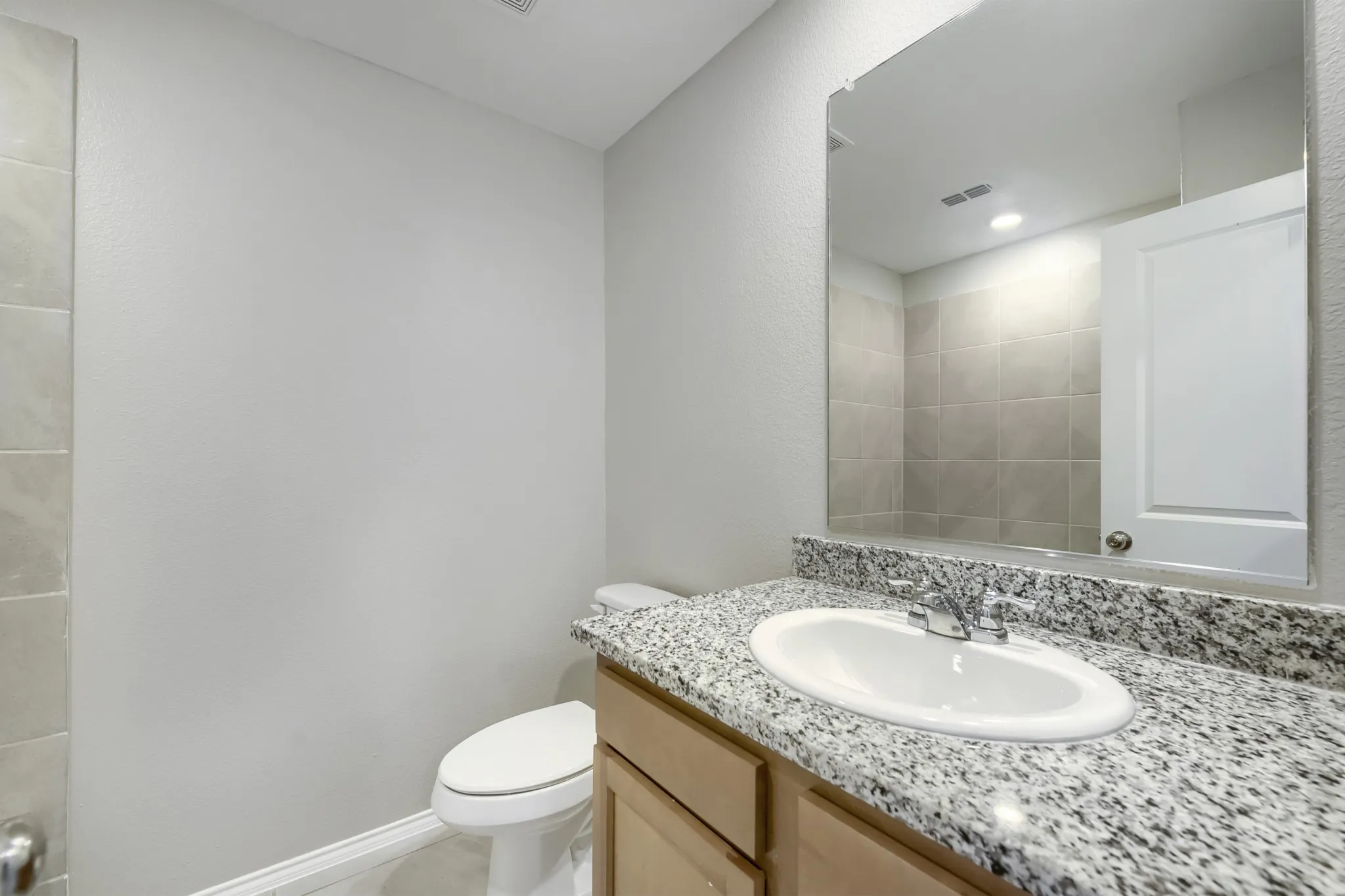 Single Family Residence For Sale in Tarrant County , 4052 Dublin Ridge Drive, Fort Worth, Texas 76036, 3 Bedroom, 2 Bathroom, 2 Garage spaces, 1,464 Sqft, built in 2023, mls#21364459, Real Estate Agent in Fort Worth, Homes For Sale in Tarrant county, Homes For Sale in Fort Worth, Realtor in Fort Worth Texas, Real Estate Brokerage Independent Realty Texas, Luminita Cordes Realtor