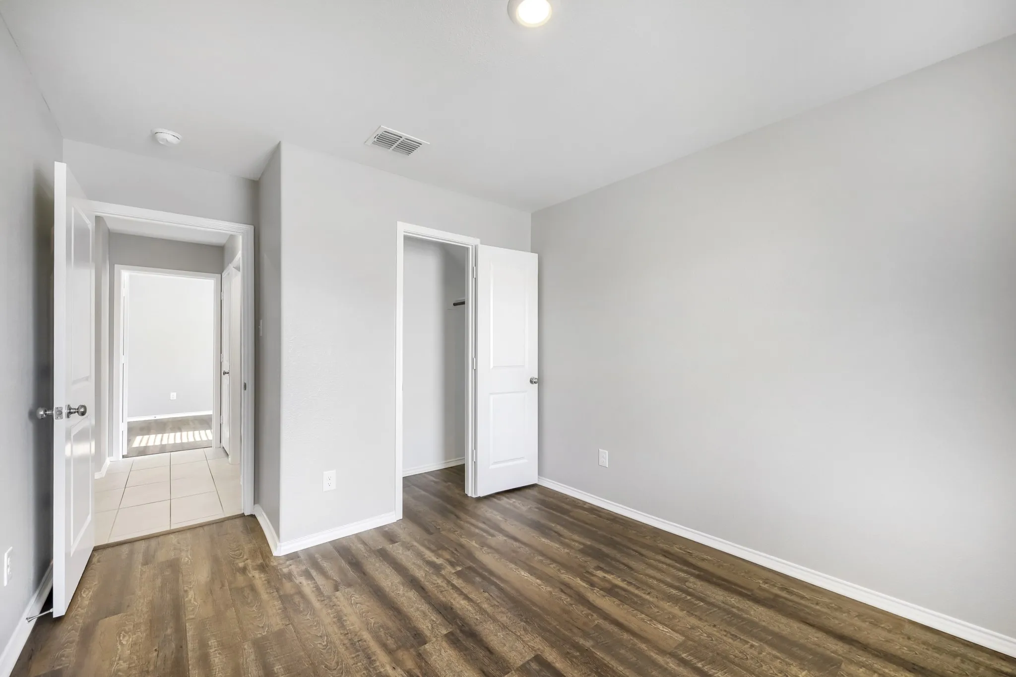 Single Family Residence For Sale in Tarrant County , 4052 Dublin Ridge Drive, Fort Worth, Texas 76036, 3 Bedroom, 2 Bathroom, 2 Garage spaces, 1,464 Sqft, built in 2023, mls#21364459, Real Estate Agent in Fort Worth, Homes For Sale in Tarrant county, Homes For Sale in Fort Worth, Realtor in Fort Worth Texas, Real Estate Brokerage Independent Realty Texas, Luminita Cordes Realtor