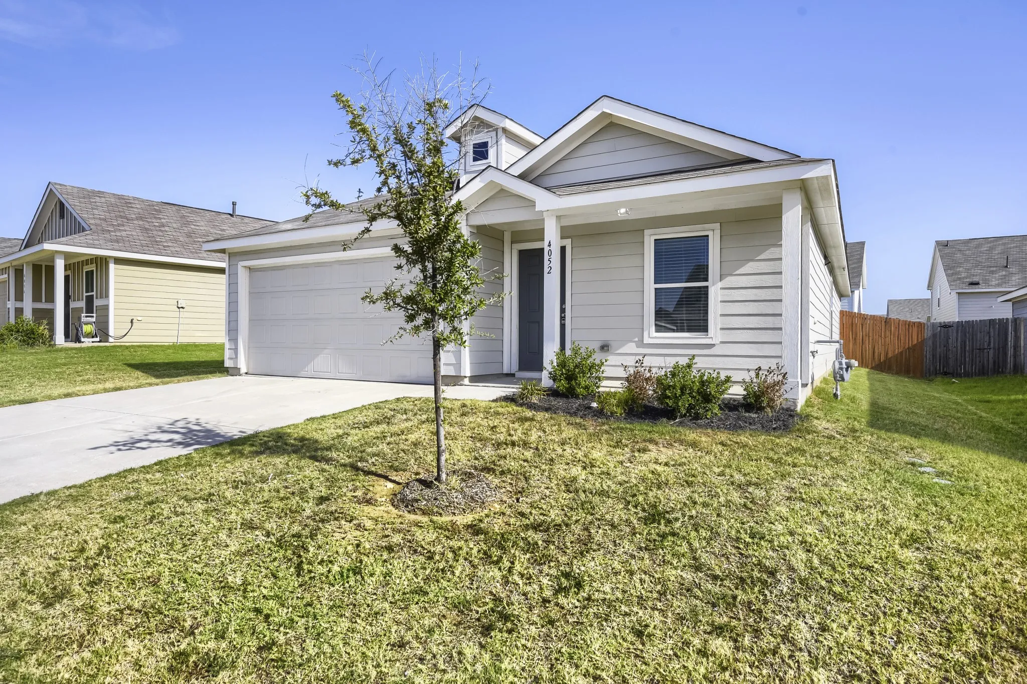Single Family Residence For Sale in Tarrant County , 4052 Dublin Ridge Drive, Fort Worth, Texas 76036, 3 Bedroom, 2 Bathroom, 2 Garage spaces, 1,464 Sqft, built in 2023, mls#21364459, Real Estate Agent in Fort Worth, Homes For Sale in Tarrant county, Homes For Sale in Fort Worth, Realtor in Fort Worth Texas, Real Estate Brokerage Independent Realty Texas, Luminita Cordes Realtor