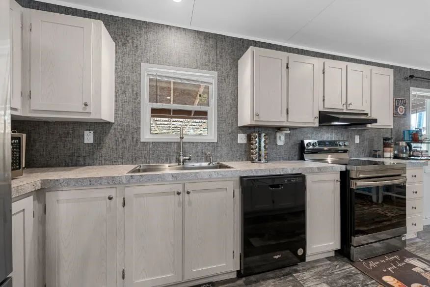 Manufactured Home For Sale in Mc Lennan County , 222 Kennedy Lane, Eddy, Texas 76524, 4 Bedroom, 2 Bathroom, Garage spaces, 2,176 Sqft, built in 2023, mls#21369531, Real Estate Agent in Eddy, Homes For Sale in Mc Lennan county, Homes For Sale in Eddy, Realtor in Eddy Texas, Real Estate Brokerage Independent Realty Texas, Luminita Cordes Realtor