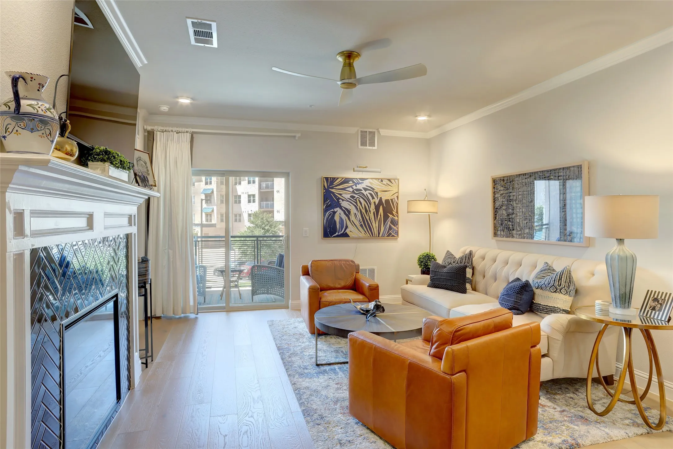 Warm and inviting living