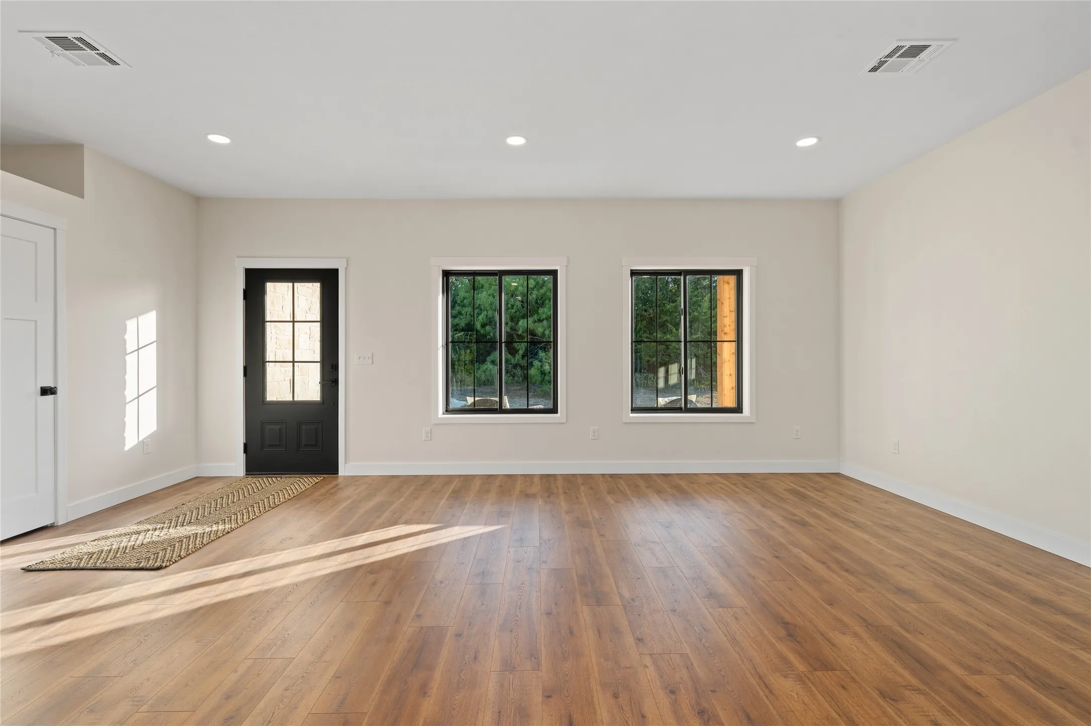 Single Family Residence For Sale in Bosque County , 201 Private Road 4296, Clifton, Texas 76634, 3 Bedroom, 2 Bathroom, 3 Garage spaces, 2,152 Sqft, built in 2026, mls#21368702, Real Estate Agent in Clifton, Homes For Sale in Bosque county, Homes For Sale in Clifton, Realtor in Clifton Texas, Real Estate Brokerage Independent Realty Texas, Luminita Cordes Realtor