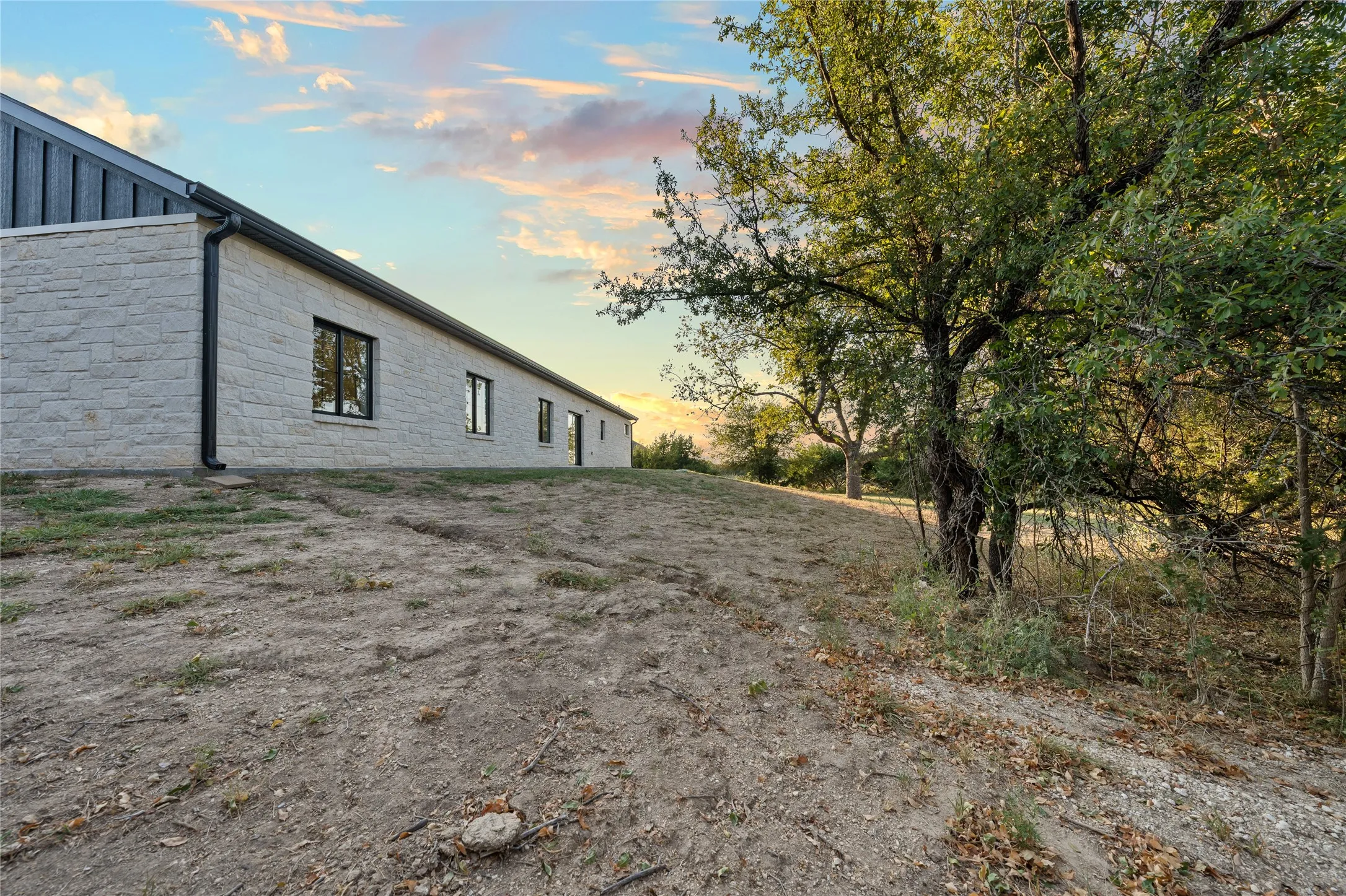 Single Family Residence For Sale in Bosque County , 201 Private Road 4296, Clifton, Texas 76634, 3 Bedroom, 2 Bathroom, 3 Garage spaces, 2,152 Sqft, built in 2026, mls#21368702, Real Estate Agent in Clifton, Homes For Sale in Bosque county, Homes For Sale in Clifton, Realtor in Clifton Texas, Real Estate Brokerage Independent Realty Texas, Luminita Cordes Realtor