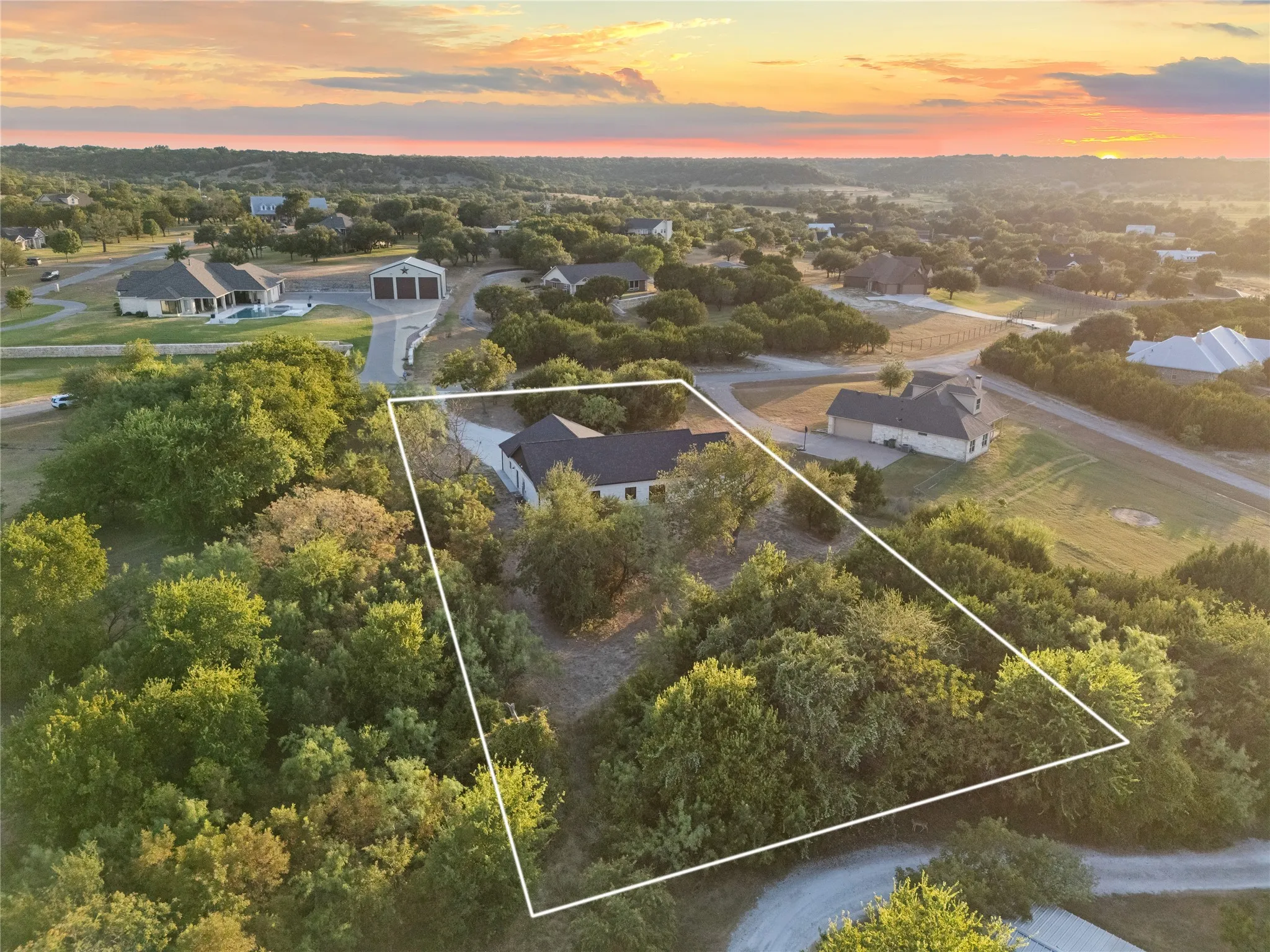 Single Family Residence For Sale in Bosque County , 201 Private Road 4296, Clifton, Texas 76634, 3 Bedroom, 2 Bathroom, 3 Garage spaces, 2,152 Sqft, built in 2026, mls#21368702, Real Estate Agent in Clifton, Homes For Sale in Bosque county, Homes For Sale in Clifton, Realtor in Clifton Texas, Real Estate Brokerage Independent Realty Texas, Luminita Cordes Realtor