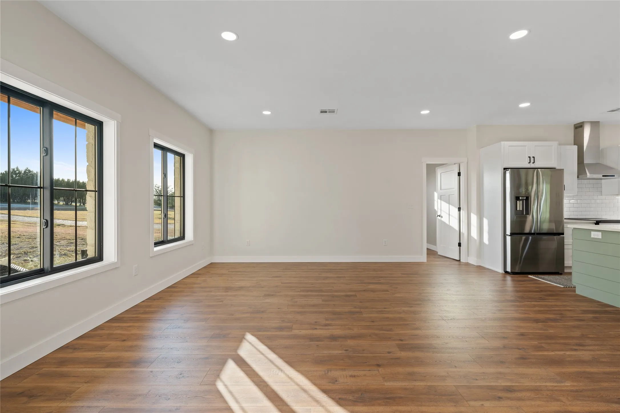 Single Family Residence For Sale in Bosque County , 201 Private Road 4296, Clifton, Texas 76634, 3 Bedroom, 2 Bathroom, 3 Garage spaces, 2,152 Sqft, built in 2026, mls#21368702, Real Estate Agent in Clifton, Homes For Sale in Bosque county, Homes For Sale in Clifton, Realtor in Clifton Texas, Real Estate Brokerage Independent Realty Texas, Luminita Cordes Realtor