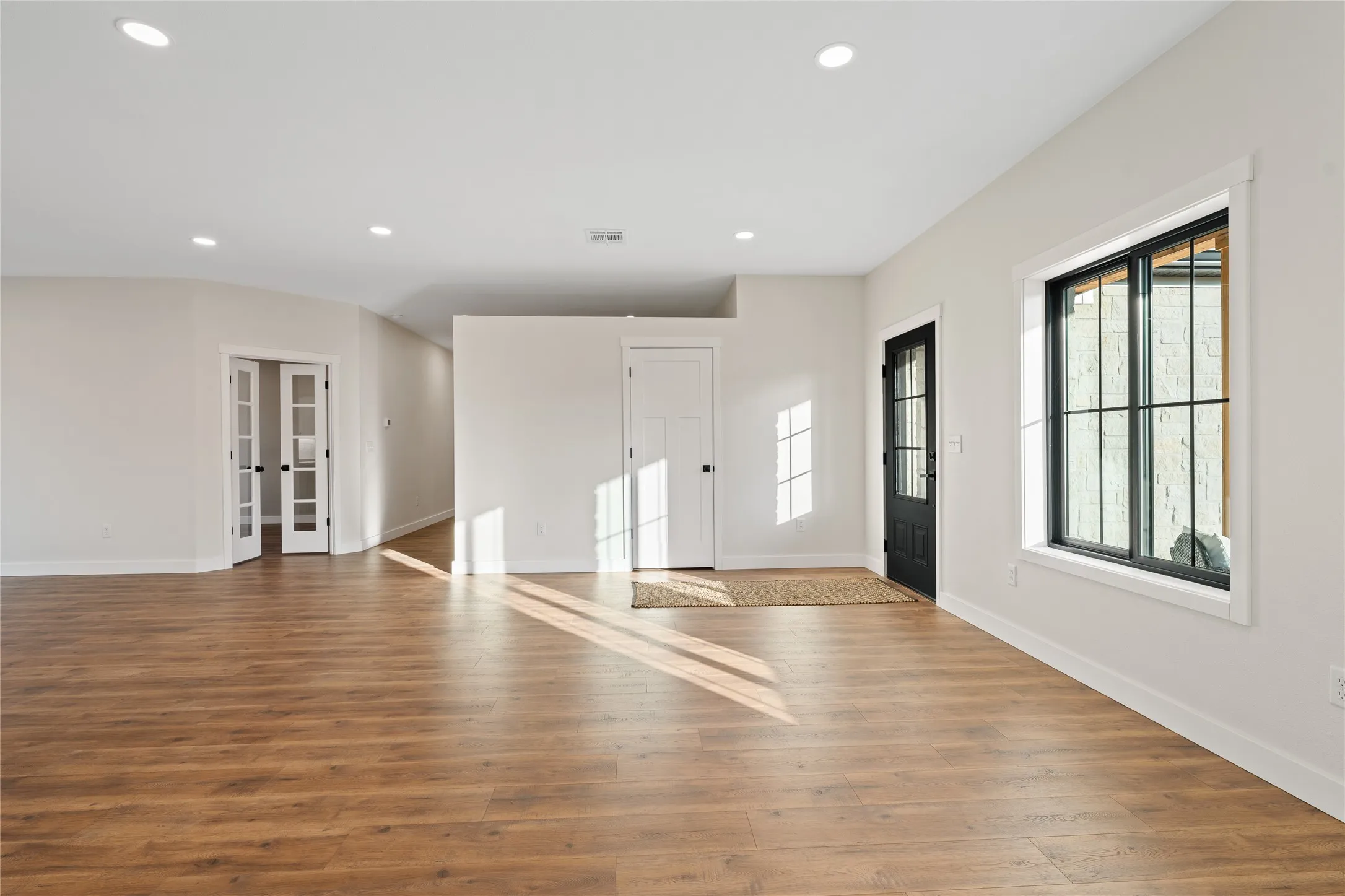 Single Family Residence For Sale in Bosque County , 201 Private Road 4296, Clifton, Texas 76634, 3 Bedroom, 2 Bathroom, 3 Garage spaces, 2,152 Sqft, built in 2026, mls#21368702, Real Estate Agent in Clifton, Homes For Sale in Bosque county, Homes For Sale in Clifton, Realtor in Clifton Texas, Real Estate Brokerage Independent Realty Texas, Luminita Cordes Realtor
