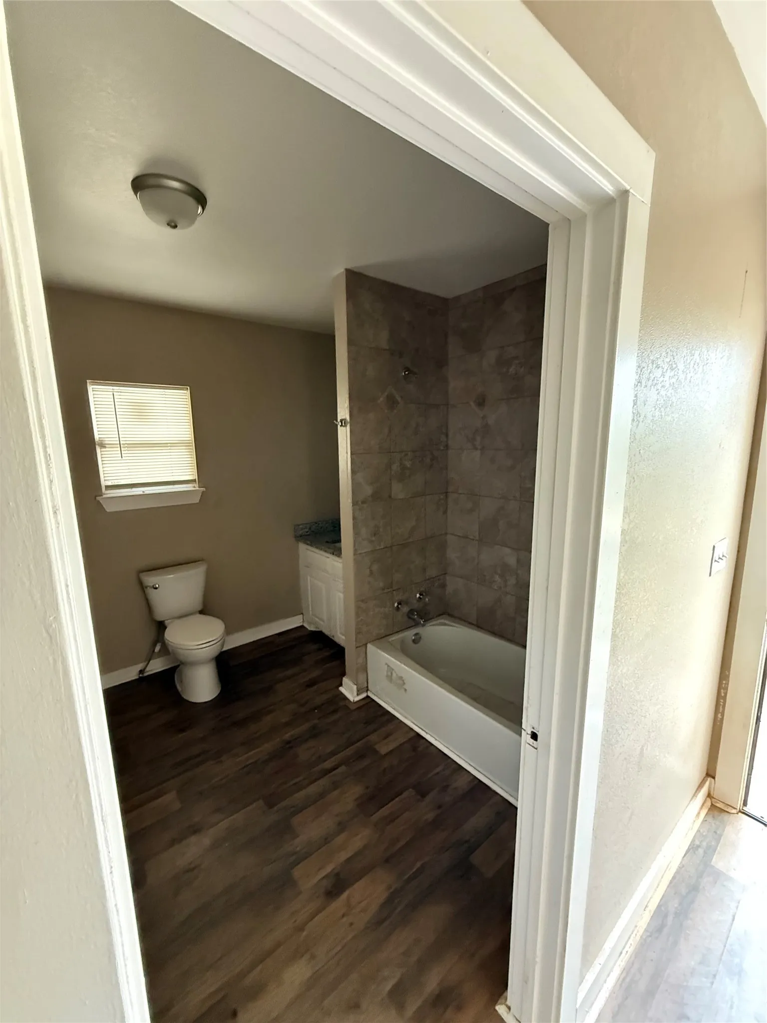 Single Family Residence For Sale in Nolan County , 911 Elm Street, Sweetwater, Texas 79556, 2 Bedroom, 2 Bathroom, Garage spaces, 1,176 Sqft, built in 0, mls#21369550, Real Estate Agent in Sweetwater, Homes For Sale in Nolan county, Homes For Sale in Sweetwater, Realtor in Sweetwater Texas, Real Estate Brokerage Independent Realty Texas, Luminita Cordes Realtor