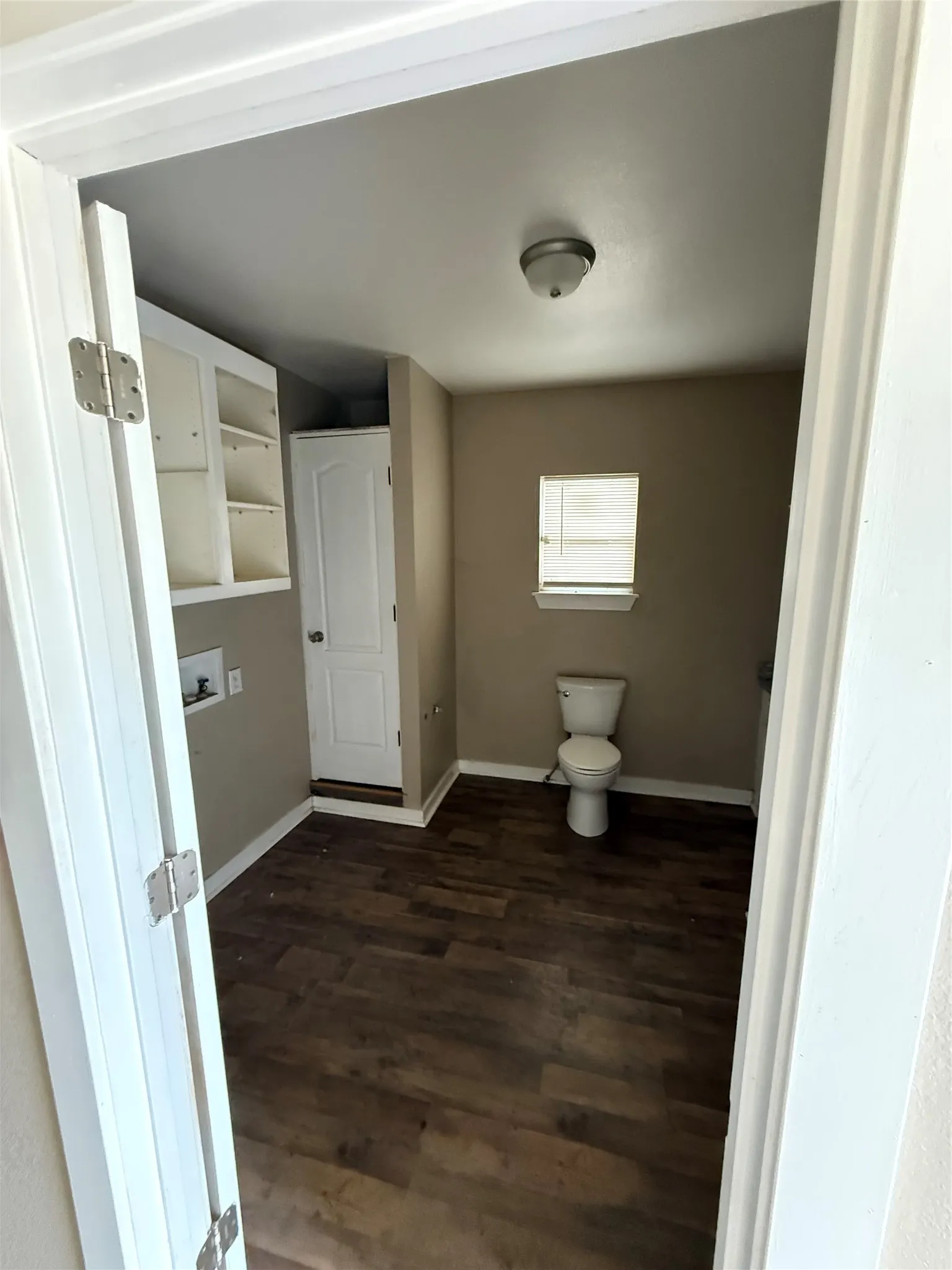 Single Family Residence For Sale in Nolan County , 911 Elm Street, Sweetwater, Texas 79556, 2 Bedroom, 2 Bathroom, Garage spaces, 1,176 Sqft, built in 0, mls#21369550, Real Estate Agent in Sweetwater, Homes For Sale in Nolan county, Homes For Sale in Sweetwater, Realtor in Sweetwater Texas, Real Estate Brokerage Independent Realty Texas, Luminita Cordes Realtor