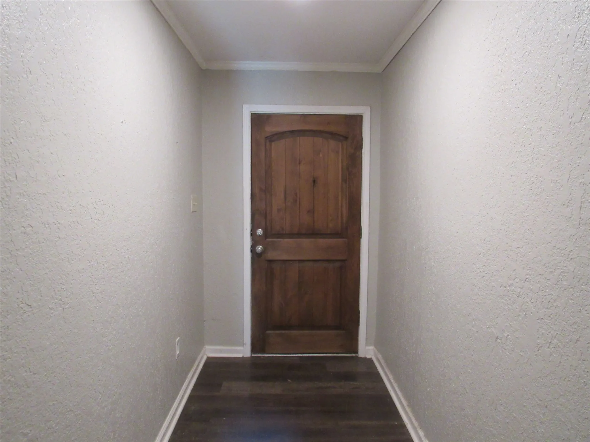 Single Family Residence For Sale in Mc Lennan County , 208 Opal Street, Hewitt, Texas 76643, 5 Bedroom, 2 Bathroom, 1 Garage spaces, 2,288 Sqft, built in 1975, mls#21369538, Real Estate Agent in Hewitt, Homes For Sale in Mc Lennan county, Homes For Sale in Hewitt, Realtor in Hewitt Texas, Real Estate Brokerage Independent Realty Texas, Luminita Cordes Realtor