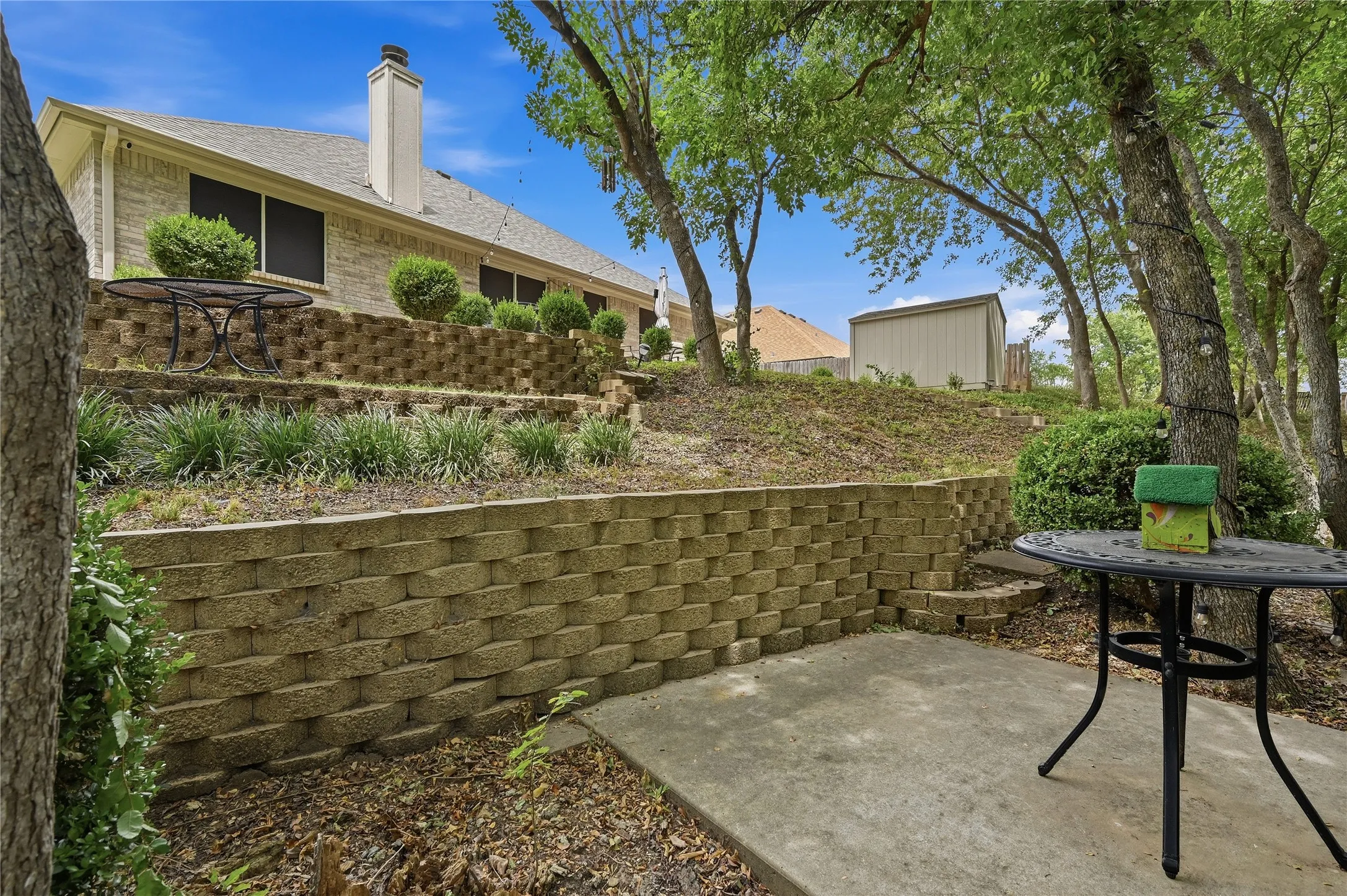 Single Family Residence For Sale in Grayson County , 1601 Creekside, Sherman, Texas 75092, 3 Bedroom, 2 Bathroom, 2 Garage spaces, 1,595 Sqft, built in 2003, mls#21368319, Real Estate Agent in Sherman, Homes For Sale in Grayson county, Homes For Sale in Sherman, Realtor in Sherman Texas, Real Estate Brokerage Independent Realty Texas, Luminita Cordes Realtor