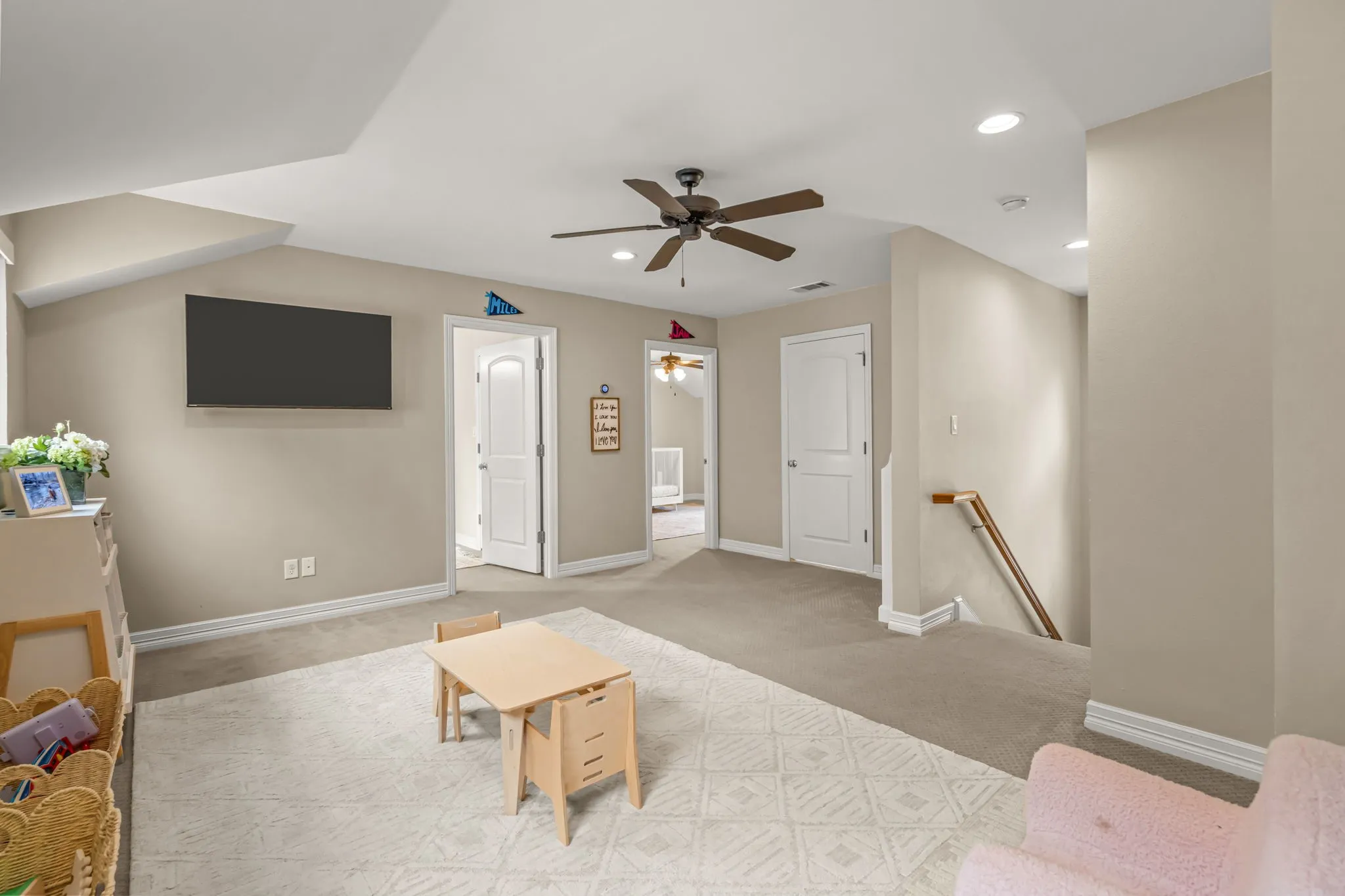 Single Family Residence For Sale in Tarrant County , 6324 Darwood Avenue, Fort Worth, Texas 76116, 4 Bedroom, 3 Bathroom, 2 Garage spaces, 2,504 Sqft, built in 1942, mls#21369253, Real Estate Agent in Fort Worth, Homes For Sale in Tarrant county, Homes For Sale in Fort Worth, Realtor in Fort Worth Texas, Real Estate Brokerage Independent Realty Texas, Luminita Cordes Realtor
