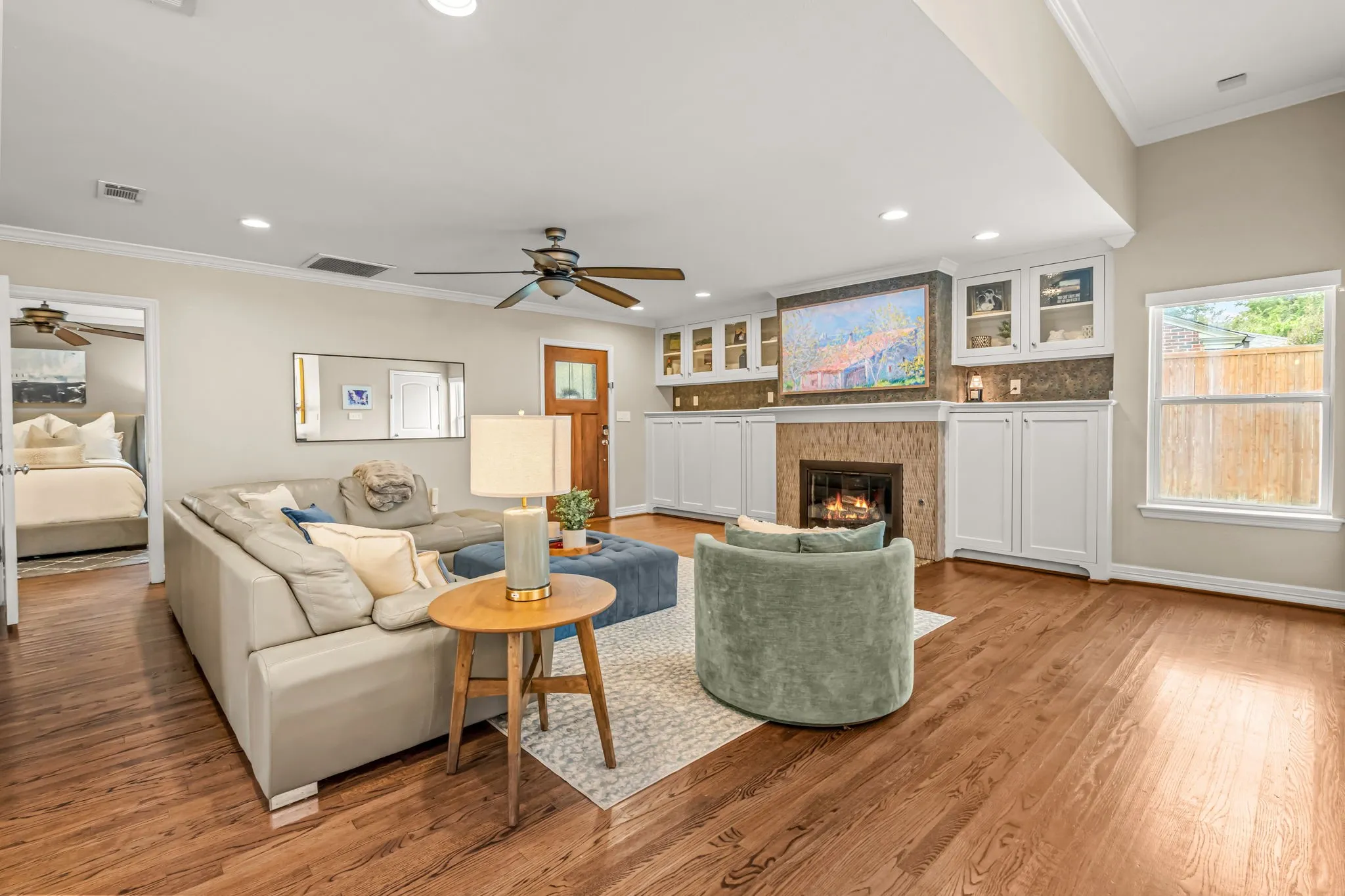 Single Family Residence For Sale in Tarrant County , 6324 Darwood Avenue, Fort Worth, Texas 76116, 4 Bedroom, 3 Bathroom, 2 Garage spaces, 2,504 Sqft, built in 1942, mls#21369253, Real Estate Agent in Fort Worth, Homes For Sale in Tarrant county, Homes For Sale in Fort Worth, Realtor in Fort Worth Texas, Real Estate Brokerage Independent Realty Texas, Luminita Cordes Realtor