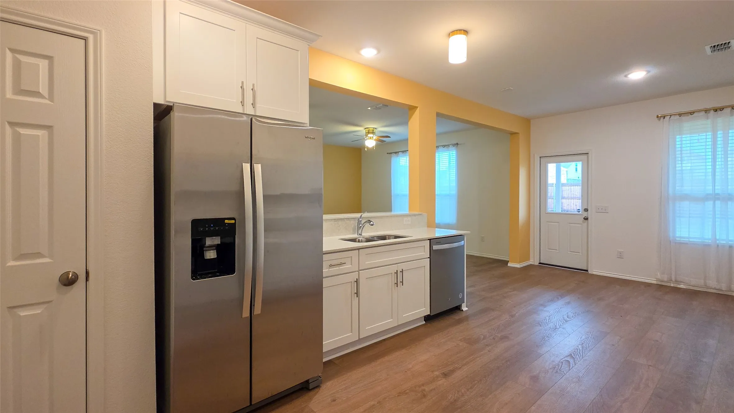 Single Family Residence For Rent in Collin County , 2421 Castlebar Drive, Princeton, Texas 75407, 4 Bedroom, 3 Bathroom, 2 Garage spaces, 1,895 Sqft, built in 2024, mls#21369544, Real Estate Agent in Princeton, Homes For Rent in Collin county, Homes For Rent in Princeton, Realtor in Princeton Texas, Real Estate Brokerage Independent Realty Texas, Luminita Cordes Realtor