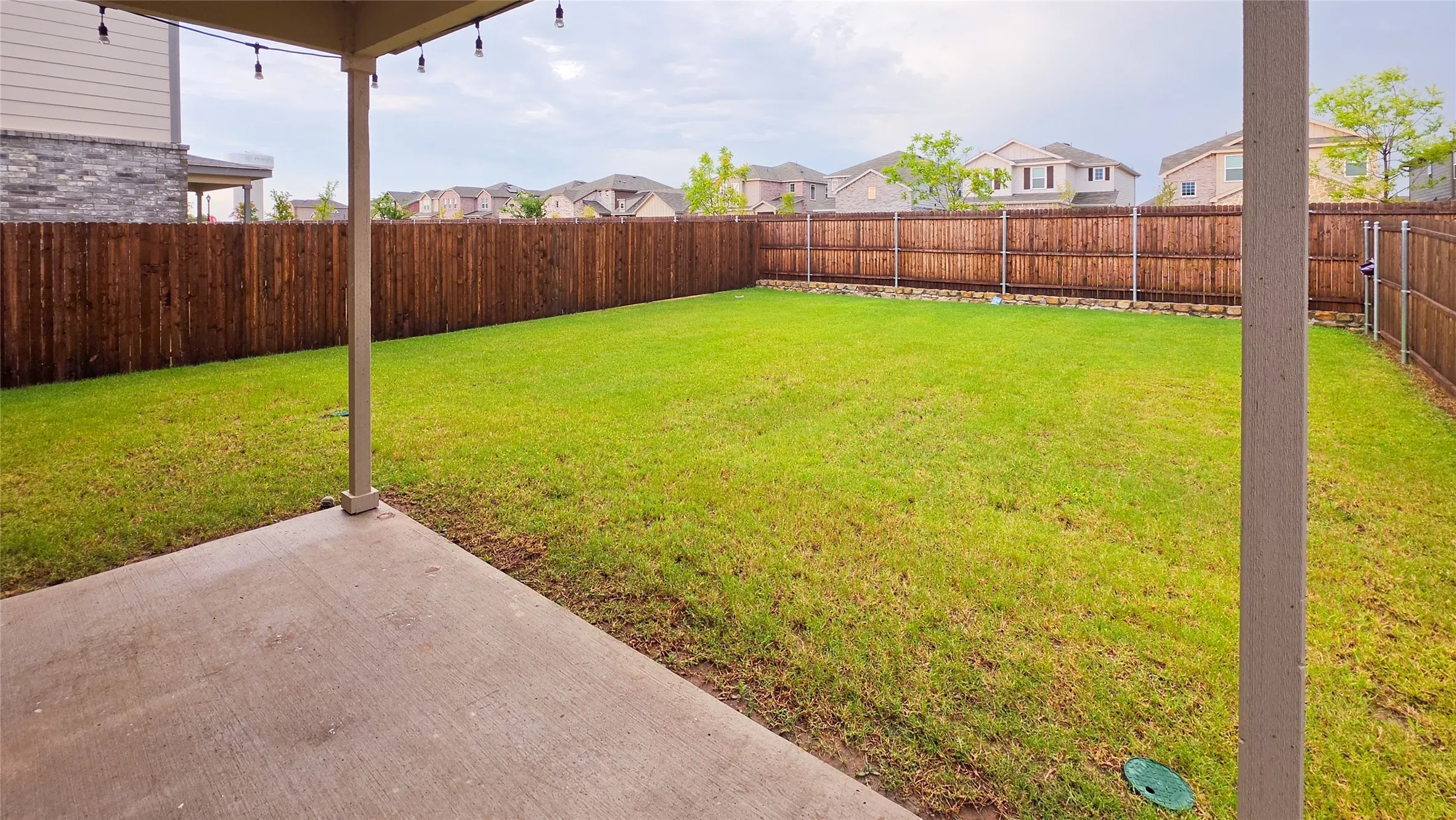 Single Family Residence For Rent in Collin County , 2421 Castlebar Drive, Princeton, Texas 75407, 4 Bedroom, 3 Bathroom, 2 Garage spaces, 1,895 Sqft, built in 2024, mls#21369544, Real Estate Agent in Princeton, Homes For Rent in Collin county, Homes For Rent in Princeton, Realtor in Princeton Texas, Real Estate Brokerage Independent Realty Texas, Luminita Cordes Realtor
