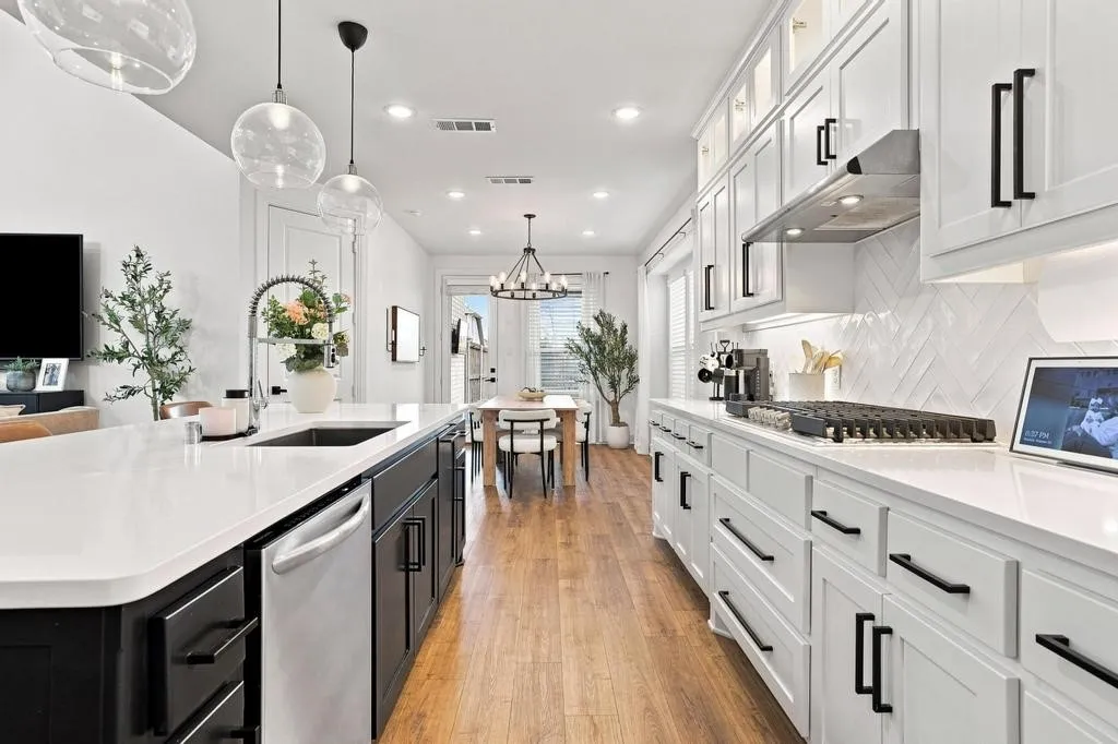 Single Family Residence For Sale in Collin County , 2856 Epping Way, Celina, Texas 75009, 4 Bedroom, 3 Bathroom, 2 Garage spaces, 2,441 Sqft, built in 2023, mls#21367623, Real Estate Agent in Celina, Homes For Sale in Collin county, Homes For Sale in Celina, Realtor in Celina Texas, Real Estate Brokerage Independent Realty Texas, Luminita Cordes Realtor