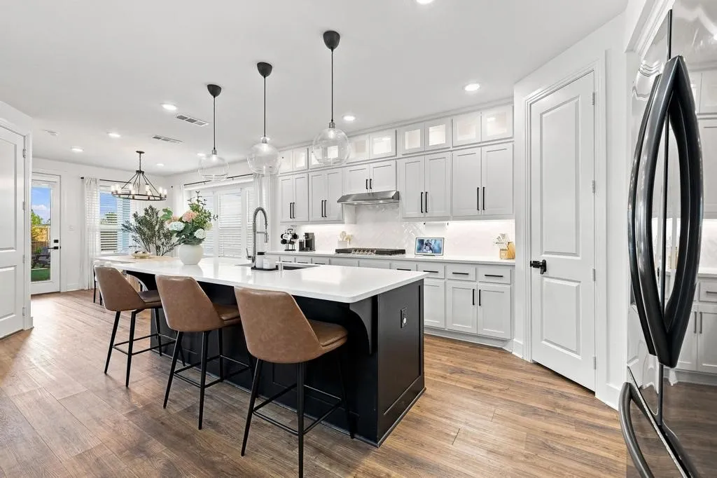 Single Family Residence For Sale in Collin County , 2856 Epping Way, Celina, Texas 75009, 4 Bedroom, 3 Bathroom, 2 Garage spaces, 2,441 Sqft, built in 2023, mls#21367623, Real Estate Agent in Celina, Homes For Sale in Collin county, Homes For Sale in Celina, Realtor in Celina Texas, Real Estate Brokerage Independent Realty Texas, Luminita Cordes Realtor