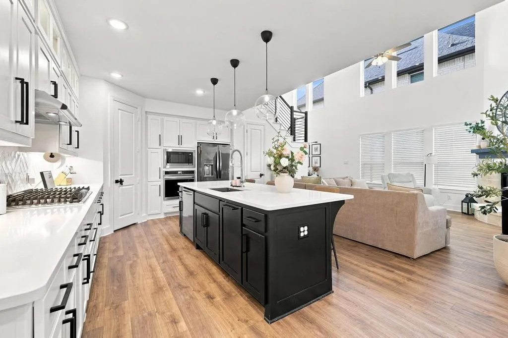 Single Family Residence For Sale in Collin County , 2856 Epping Way, Celina, Texas 75009, 4 Bedroom, 3 Bathroom, 2 Garage spaces, 2,441 Sqft, built in 2023, mls#21367623, Real Estate Agent in Celina, Homes For Sale in Collin county, Homes For Sale in Celina, Realtor in Celina Texas, Real Estate Brokerage Independent Realty Texas, Luminita Cordes Realtor