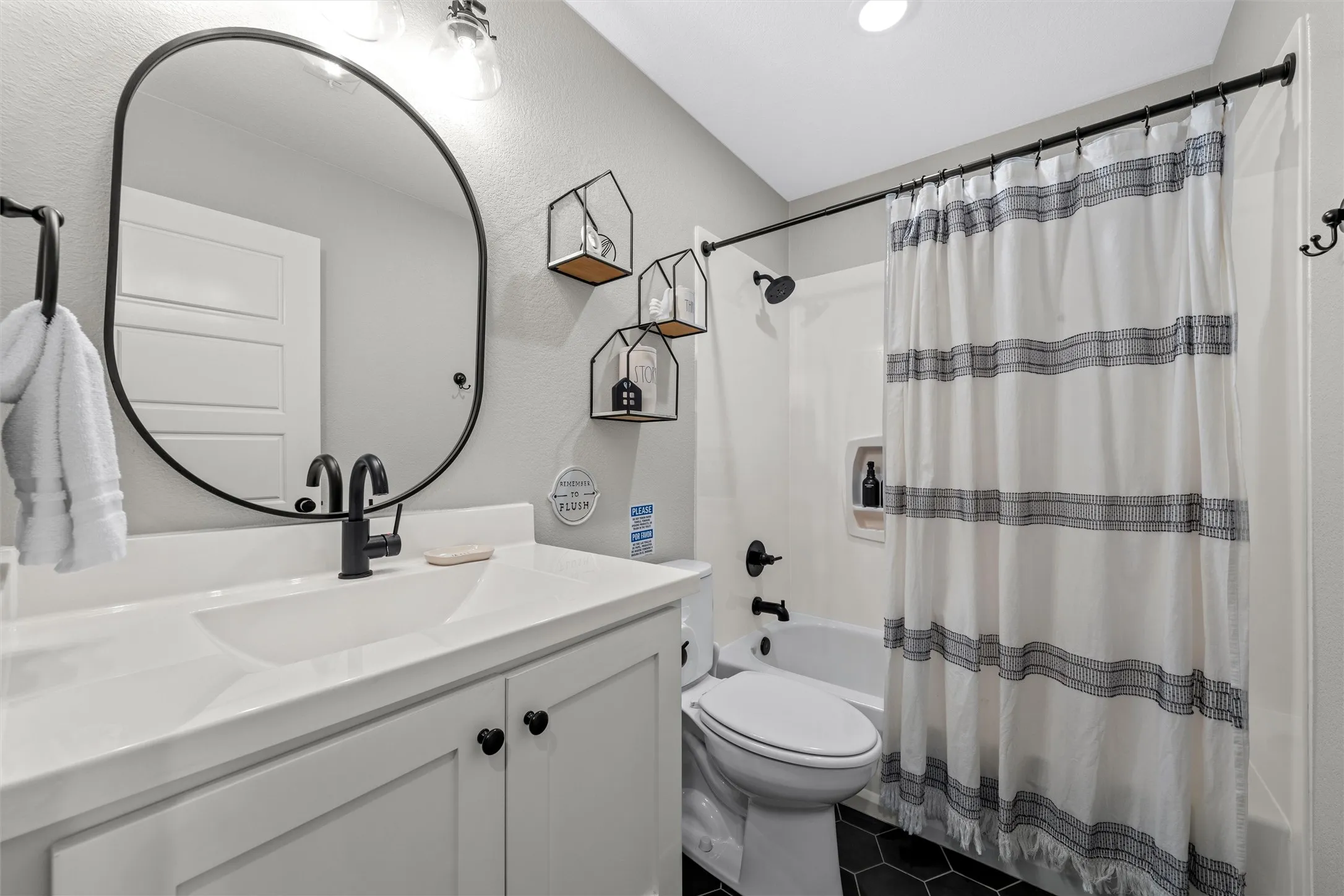 Single Family Residence For Sale in Mc Lennan County , 1488 Mcgary Road, Waco, Texas 76708, 3 Bedroom, 2 Bathroom, Garage spaces, 1,539 Sqft, built in 1960, mls#21369298, Real Estate Agent in Waco, Homes For Sale in Mc Lennan county, Homes For Sale in Waco, Realtor in Waco Texas, Real Estate Brokerage Independent Realty Texas, Luminita Cordes Realtor