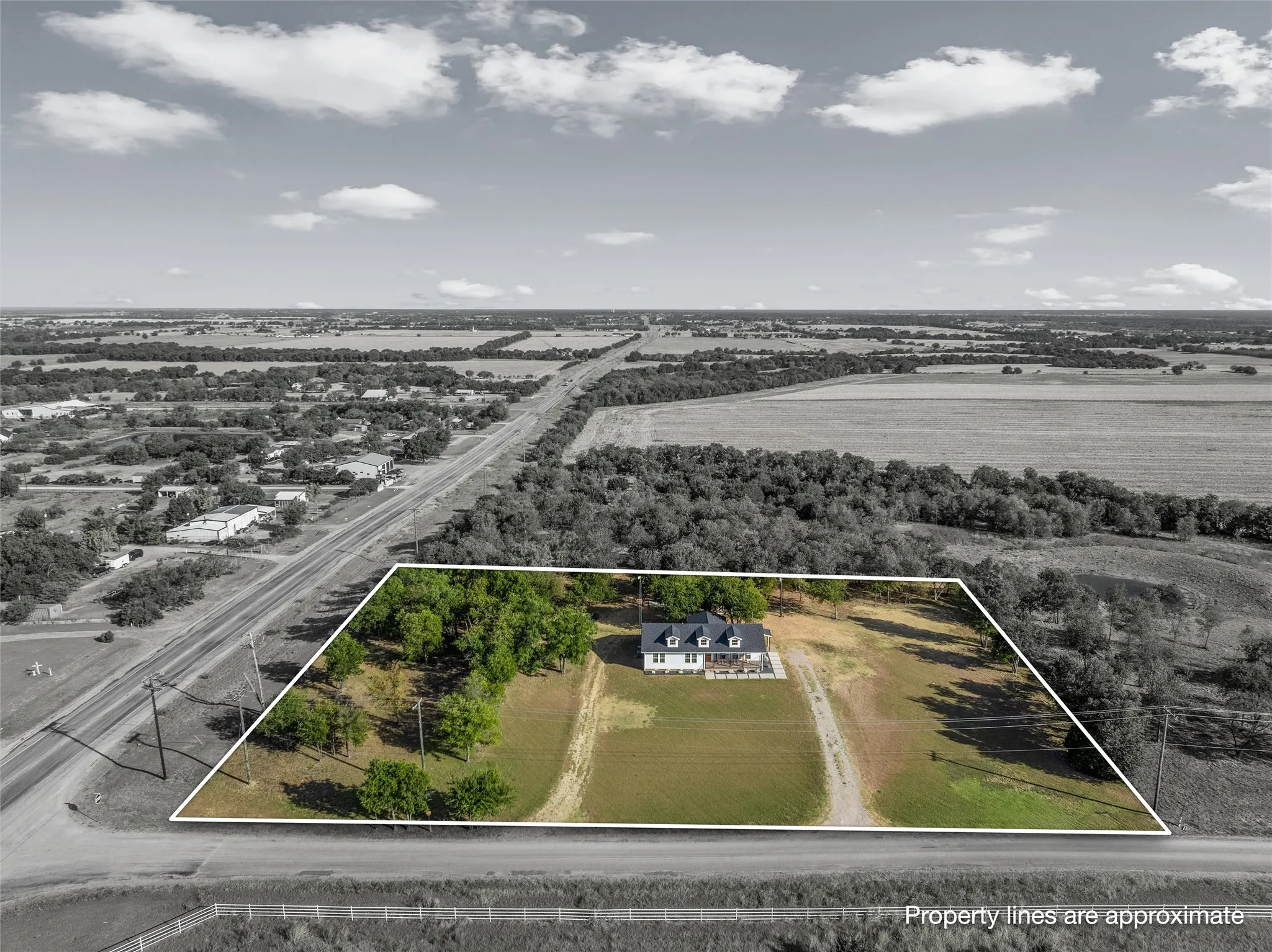 Single Family Residence For Sale in Mc Lennan County , 1488 Mcgary Road, Waco, Texas 76708, 3 Bedroom, 2 Bathroom, Garage spaces, 1,539 Sqft, built in 1960, mls#21369298, Real Estate Agent in Waco, Homes For Sale in Mc Lennan county, Homes For Sale in Waco, Realtor in Waco Texas, Real Estate Brokerage Independent Realty Texas, Luminita Cordes Realtor