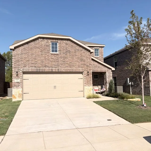 Single Family Residence For Rent in Grayson County , 337 Glenwick Lane, Van Alstyne, Texas 75495, 4 Bedroom, 3 Bathroom, 2 Garage spaces, 2,395 Sqft, built in 2022, mls#21367265, Real Estate Agent in Van Alstyne, Homes For Rent in Grayson county, Homes For Rent in Van Alstyne, Realtor in Van Alstyne Texas, Real Estate Brokerage Independent Realty Texas, Luminita Cordes Realtor