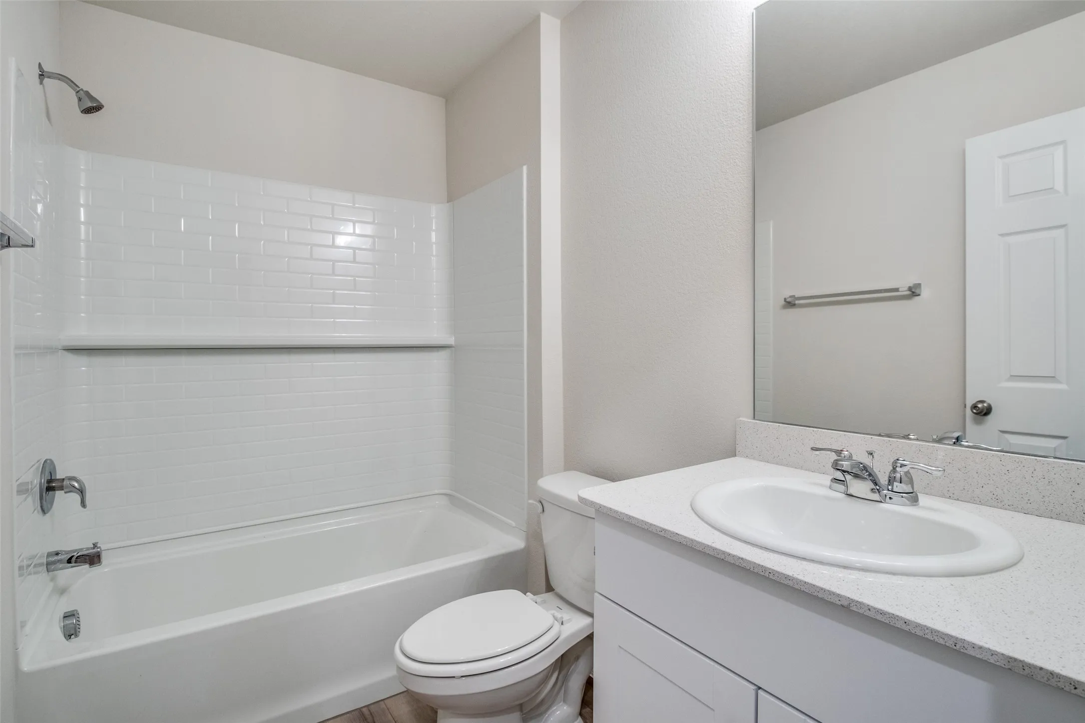 Single Family Residence For Rent in Grayson County , 337 Glenwick Lane, Van Alstyne, Texas 75495, 4 Bedroom, 3 Bathroom, 2 Garage spaces, 2,395 Sqft, built in 2022, mls#21367265, Real Estate Agent in Van Alstyne, Homes For Rent in Grayson county, Homes For Rent in Van Alstyne, Realtor in Van Alstyne Texas, Real Estate Brokerage Independent Realty Texas, Luminita Cordes Realtor