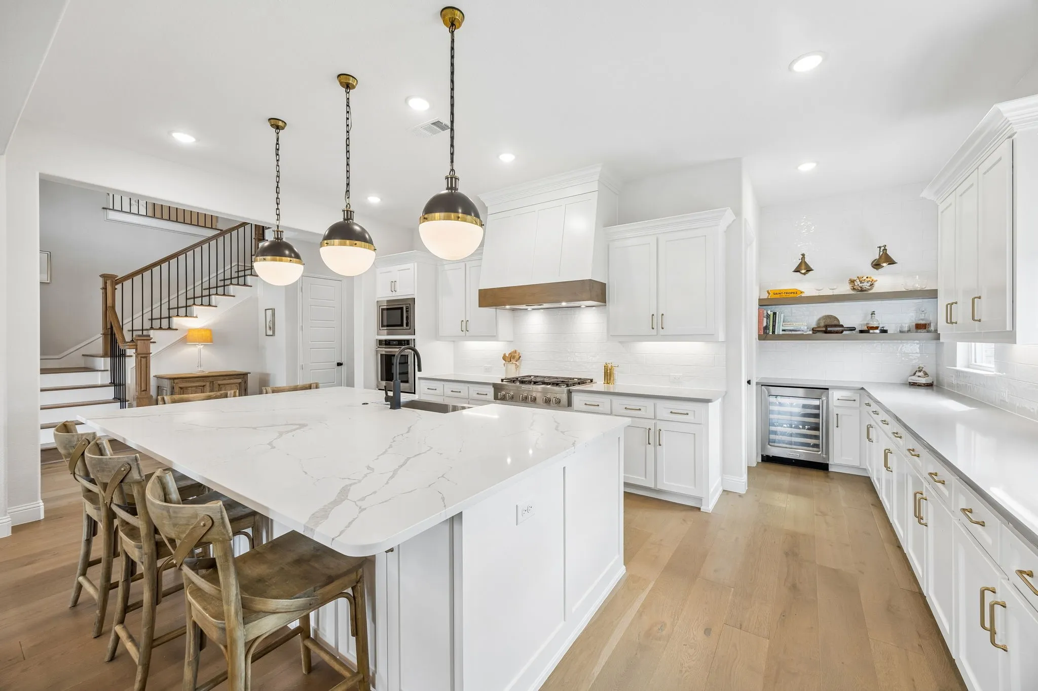 Single Family Residence For Sale in Collin County , 821 Wright Lane, Prosper, Texas 75078, 5 Bedroom, 7 Bathroom, 3 Garage spaces, 5,116 Sqft, built in 2020, mls#21368009, Real Estate Agent in Prosper, Homes For Sale in Collin county, Homes For Sale in Prosper, Realtor in Prosper Texas, Real Estate Brokerage Independent Realty Texas, Luminita Cordes Realtor