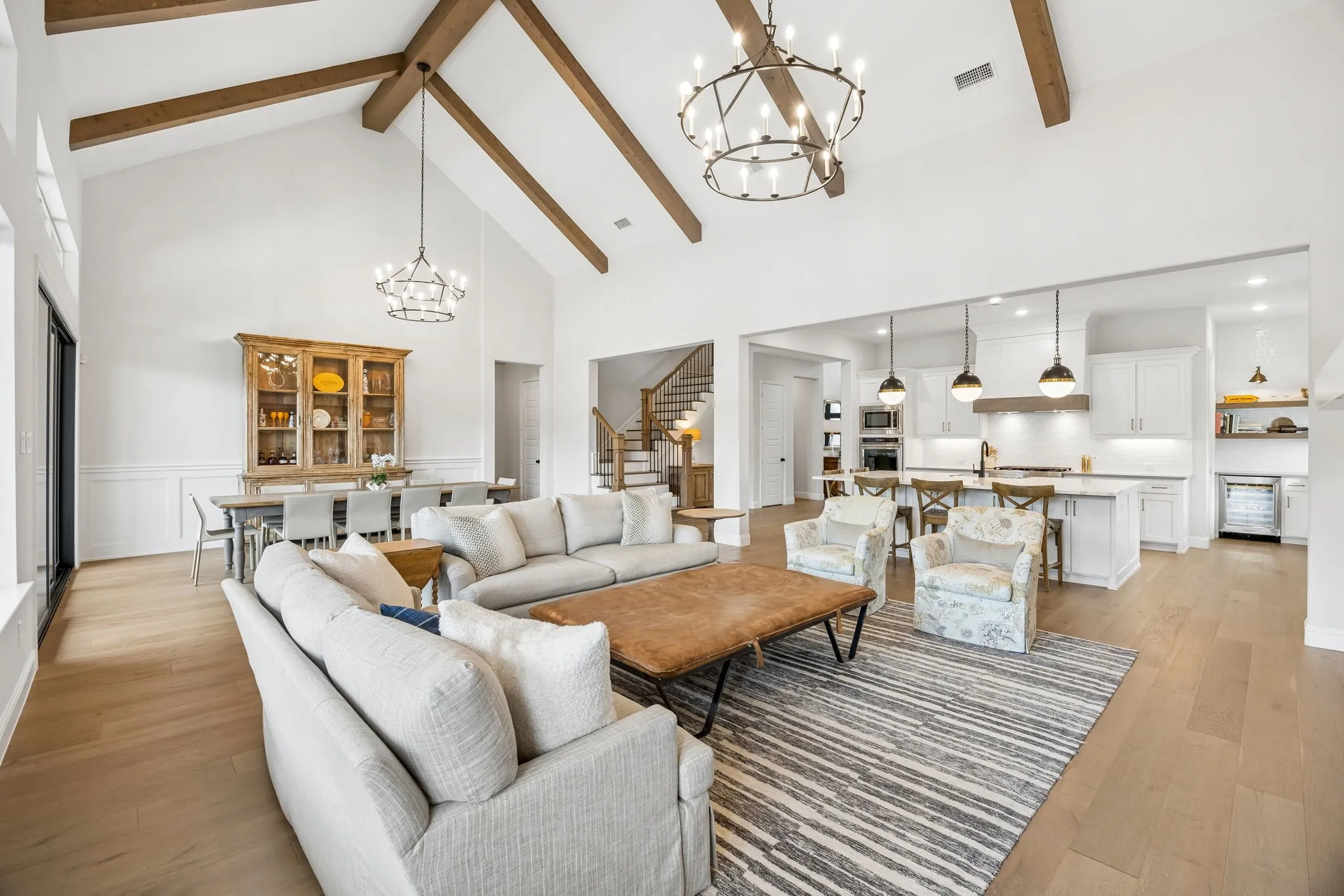 Single Family Residence For Sale in Collin County , 821 Wright Lane, Prosper, Texas 75078, 5 Bedroom, 7 Bathroom, 3 Garage spaces, 5,116 Sqft, built in 2020, mls#21368009, Real Estate Agent in Prosper, Homes For Sale in Collin county, Homes For Sale in Prosper, Realtor in Prosper Texas, Real Estate Brokerage Independent Realty Texas, Luminita Cordes Realtor