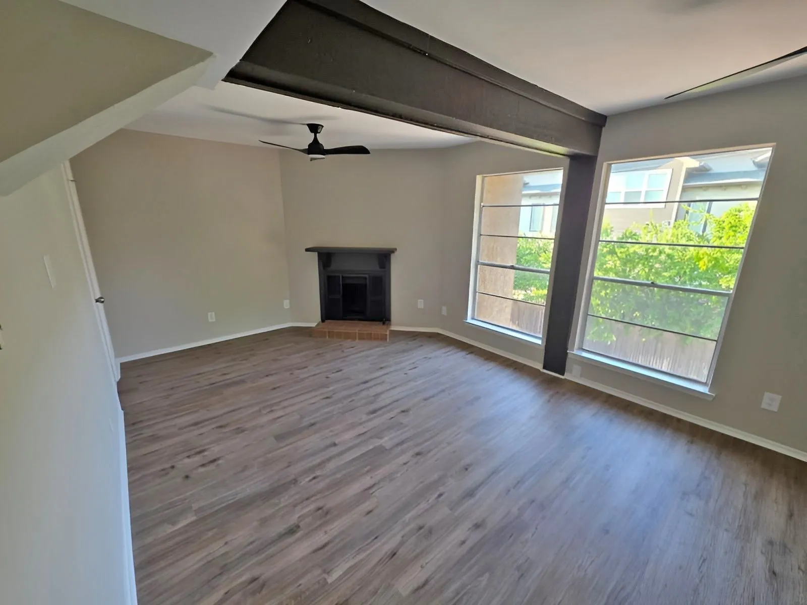 Condominium For Sale in Dallas County , 4044 Buena Vista Street 214, Dallas, Texas 75204, 1 Bedroom, 2 Bathroom, Garage spaces, 720 Sqft, built in 1972, mls#21369569, Real Estate Agent in Dallas, Homes For Sale in Dallas county, Homes For Sale in Dallas, Realtor in Dallas Texas, Real Estate Brokerage Independent Realty Texas, Luminita Cordes Realtor