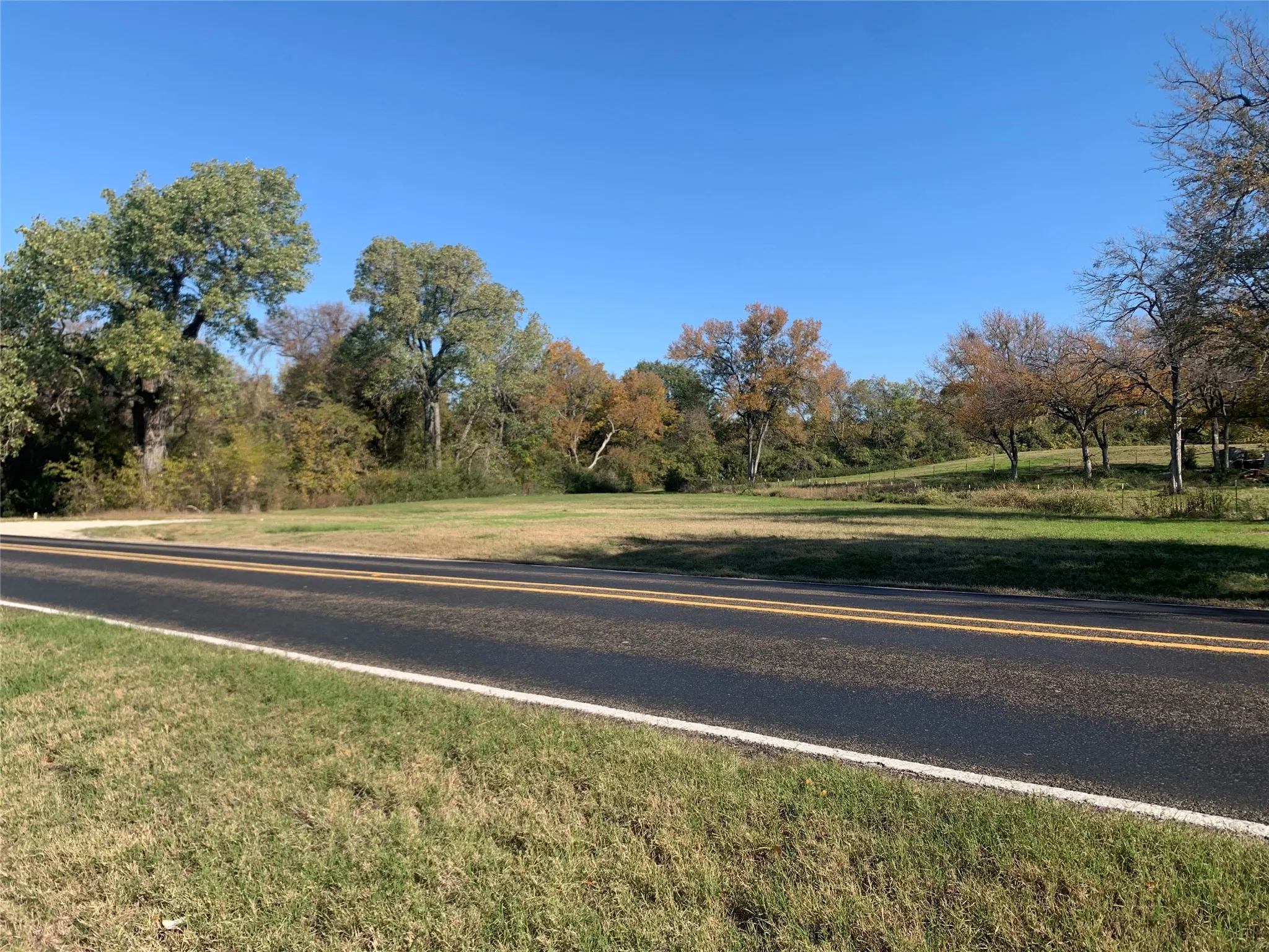 Unimproved Land For Sale in Kaufman County , 806 Adams Lane, Kaufman, Texas 75142, 0, 0, Garage spaces, 0 Sqft, built in 0, mls#21369574, Real Estate Agent in Kaufman, Homes For Sale in Kaufman county, Homes For Sale in Kaufman, Realtor in Kaufman Texas, Real Estate Brokerage Independent Realty Texas, Luminita Cordes Realtor