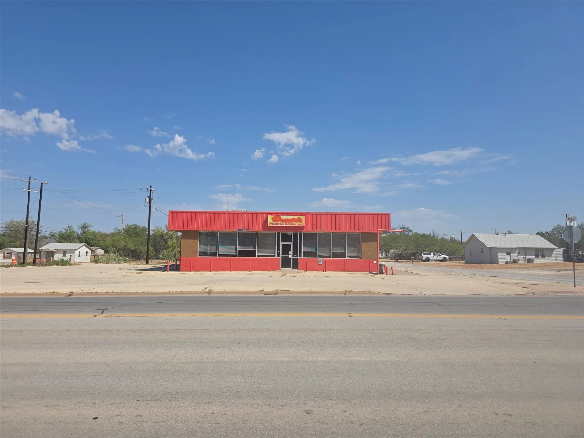 Retail For Sale in Jones County , 1302 17th Street, Anson, Texas 79501, 0, 0, Garage spaces, 0 Sqft, built in 1970, mls#21369565, Real Estate Agent in Anson, Homes For Sale in Jones county, Homes For Sale in Anson, Realtor in Anson Texas, Real Estate Brokerage Independent Realty Texas, Luminita Cordes Realtor