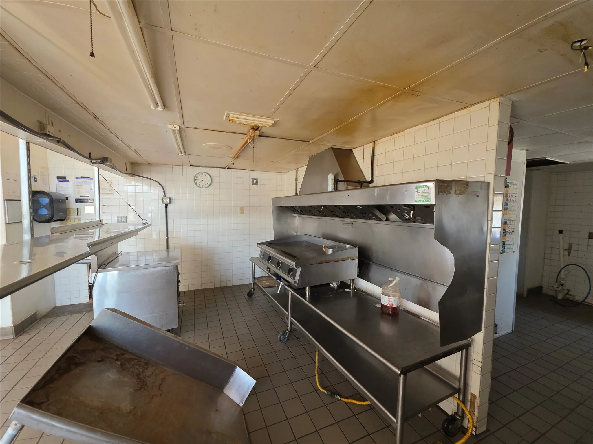Retail For Sale in Jones County , 1302 17th Street, Anson, Texas 79501, 0, 0, Garage spaces, 0 Sqft, built in 1970, mls#21369565, Real Estate Agent in Anson, Homes For Sale in Jones county, Homes For Sale in Anson, Realtor in Anson Texas, Real Estate Brokerage Independent Realty Texas, Luminita Cordes Realtor