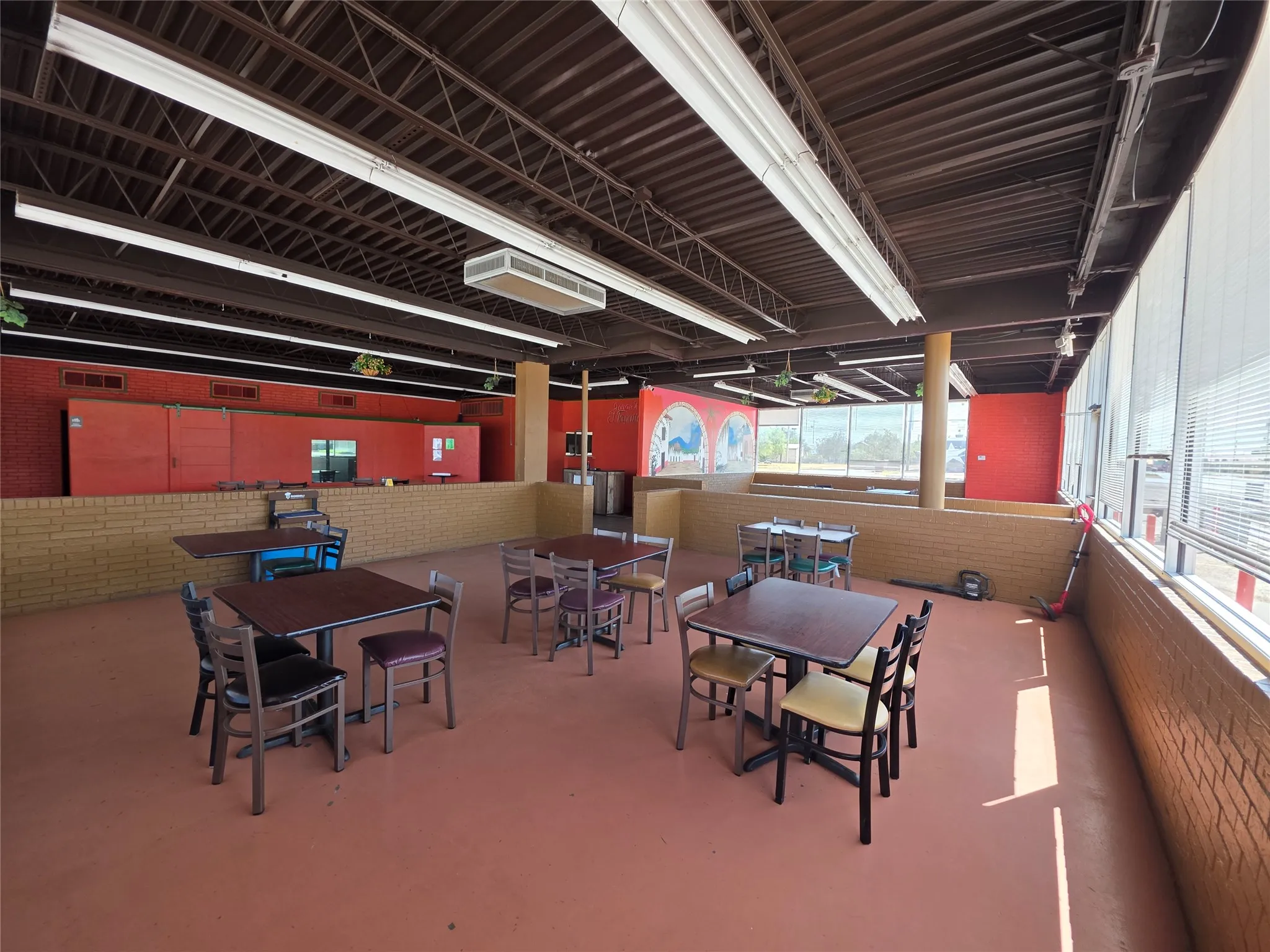 Retail For Sale in Jones County , 1302 17th Street, Anson, Texas 79501, 0, 0, Garage spaces, 0 Sqft, built in 1970, mls#21369565, Real Estate Agent in Anson, Homes For Sale in Jones county, Homes For Sale in Anson, Realtor in Anson Texas, Real Estate Brokerage Independent Realty Texas, Luminita Cordes Realtor