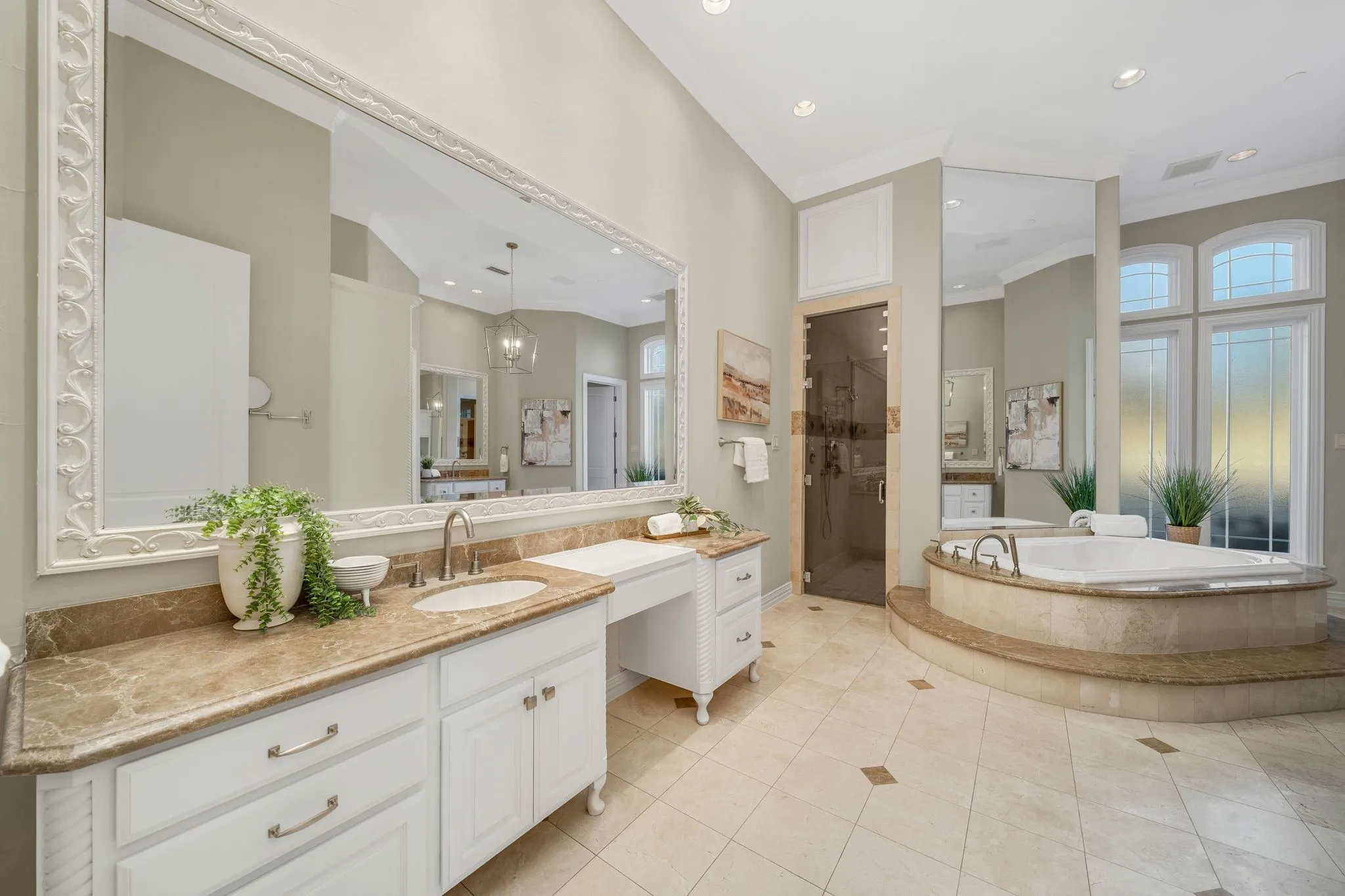 Single Family Residence For Sale in Tarrant County , 1075 W Dove Road, Southlake, Texas 76092, 5 Bedroom, 6 Bathroom, 4 Garage spaces, 7,201 Sqft, built in 2003, mls#21369575, Real Estate Agent in Southlake, Homes For Sale in Tarrant county, Homes For Sale in Southlake, Realtor in Southlake Texas, Real Estate Brokerage Independent Realty Texas, Luminita Cordes Realtor