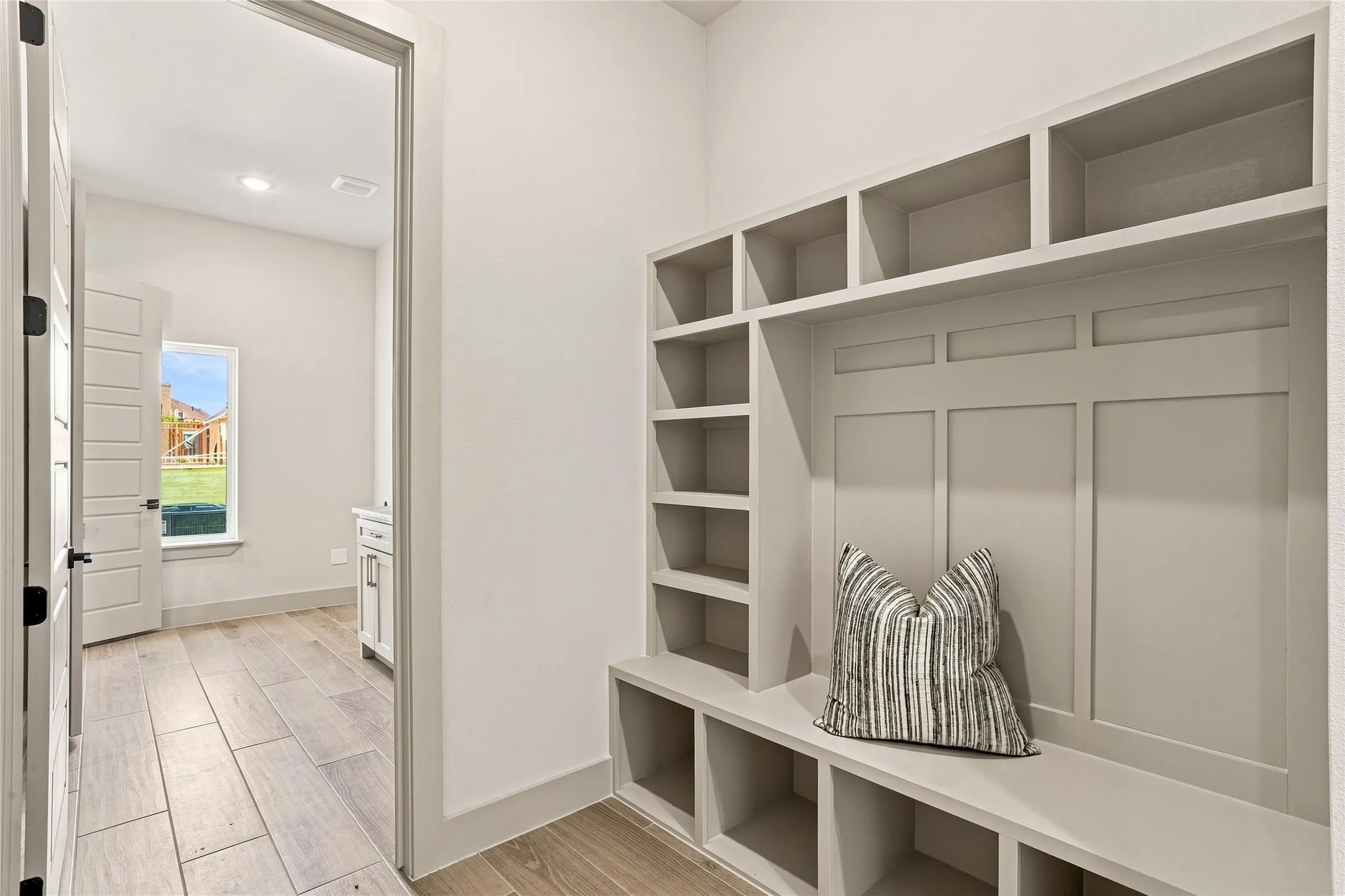 Single Family Residence For Sale in Tarrant County , 6309 Big Elk Drive, Fort Worth, Texas 76140, 4 Bedroom, 4 Bathroom, 3 Garage spaces, 4,498 Sqft, built in 2026, mls#21368114, Real Estate Agent in Fort Worth, Homes For Sale in Tarrant county, Homes For Sale in Fort Worth, Realtor in Fort Worth Texas, Real Estate Brokerage Independent Realty Texas, Luminita Cordes Realtor