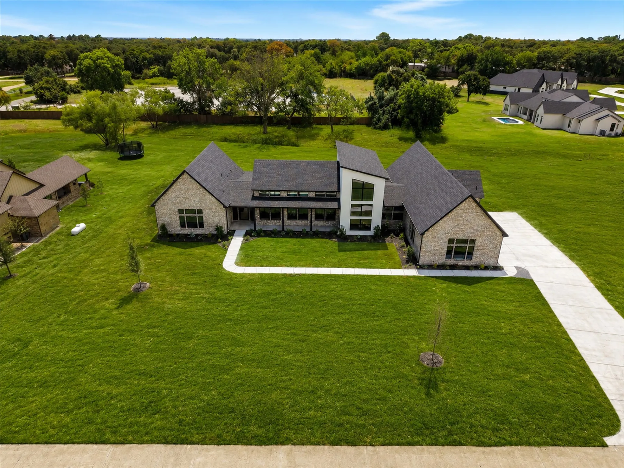 Single Family Residence For Sale in Tarrant County , 6309 Big Elk Drive, Fort Worth, Texas 76140, 4 Bedroom, 4 Bathroom, 3 Garage spaces, 4,498 Sqft, built in 2026, mls#21368114, Real Estate Agent in Fort Worth, Homes For Sale in Tarrant county, Homes For Sale in Fort Worth, Realtor in Fort Worth Texas, Real Estate Brokerage Independent Realty Texas, Luminita Cordes Realtor
