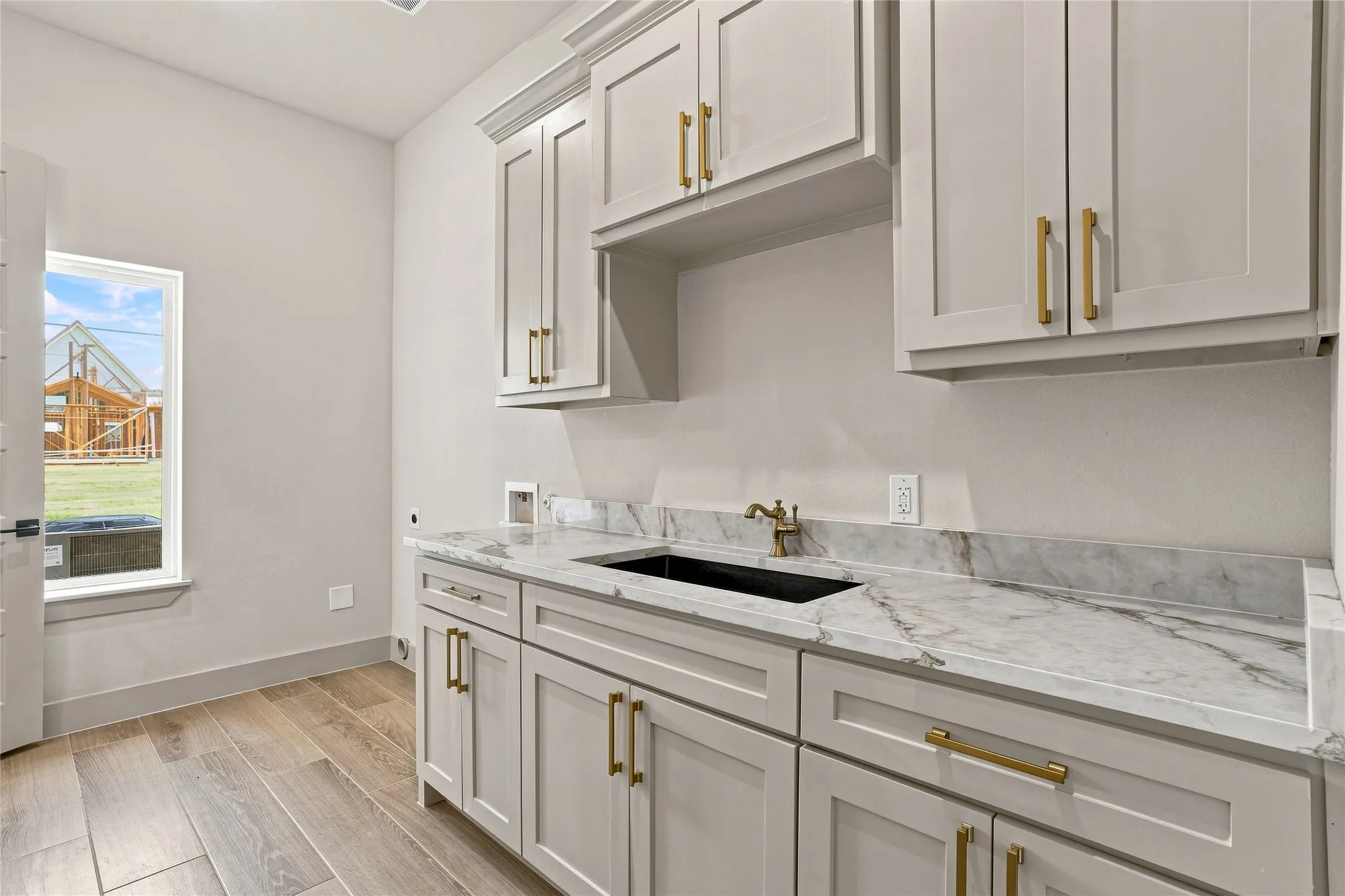 Single Family Residence For Sale in Tarrant County , 6309 Big Elk Drive, Fort Worth, Texas 76140, 4 Bedroom, 4 Bathroom, 3 Garage spaces, 4,498 Sqft, built in 2026, mls#21368114, Real Estate Agent in Fort Worth, Homes For Sale in Tarrant county, Homes For Sale in Fort Worth, Realtor in Fort Worth Texas, Real Estate Brokerage Independent Realty Texas, Luminita Cordes Realtor