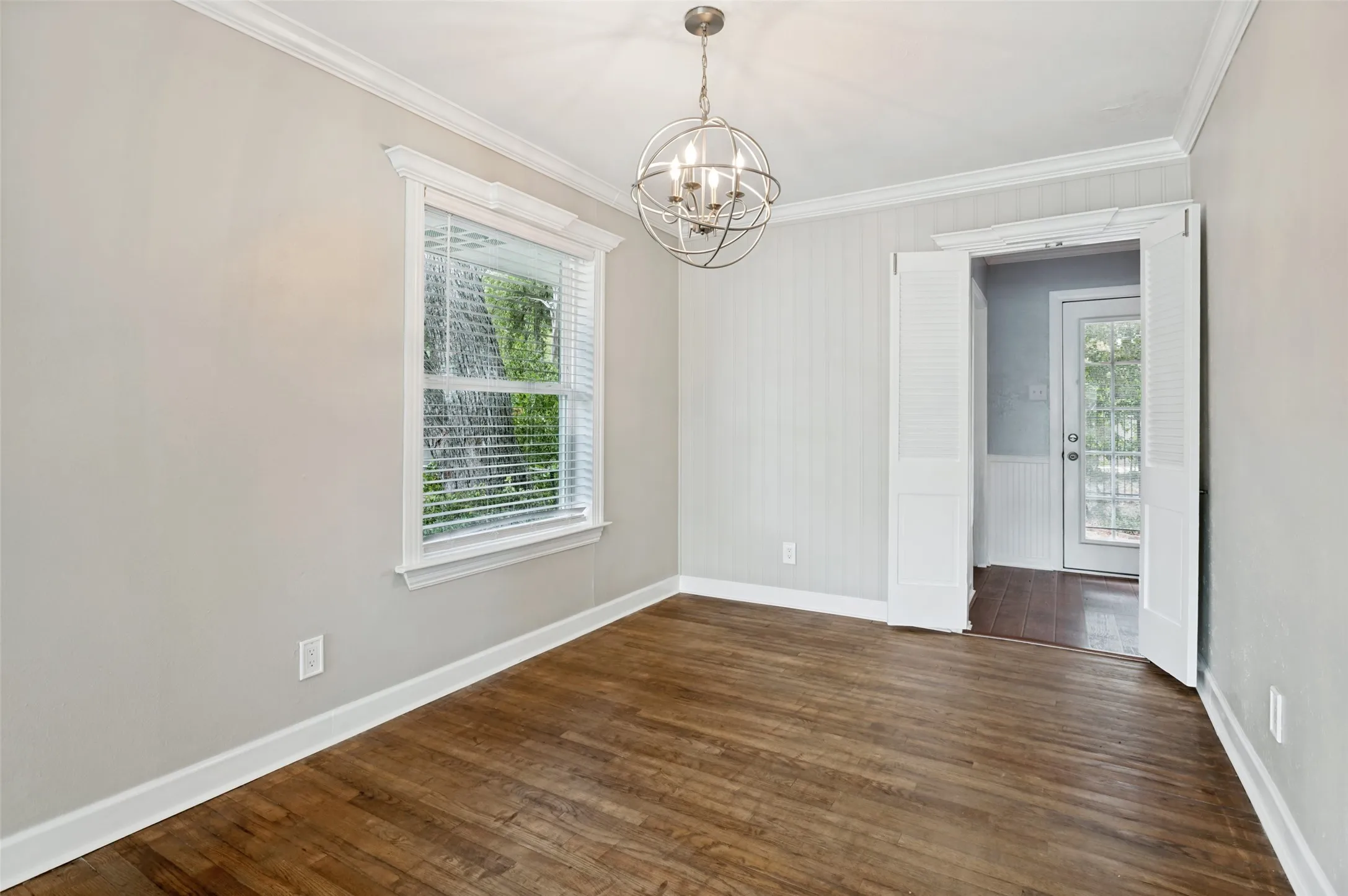 Single Family Residence For Sale in Dallas County , 3161 Waldrop Drive, Dallas, Texas 75229, 3 Bedroom, 2 Bathroom, Garage spaces, 1,456 Sqft, built in 1956, mls#21363784, Real Estate Agent in Dallas, Homes For Sale in Dallas county, Homes For Sale in Dallas, Realtor in Dallas Texas, Real Estate Brokerage Independent Realty Texas, Luminita Cordes Realtor
