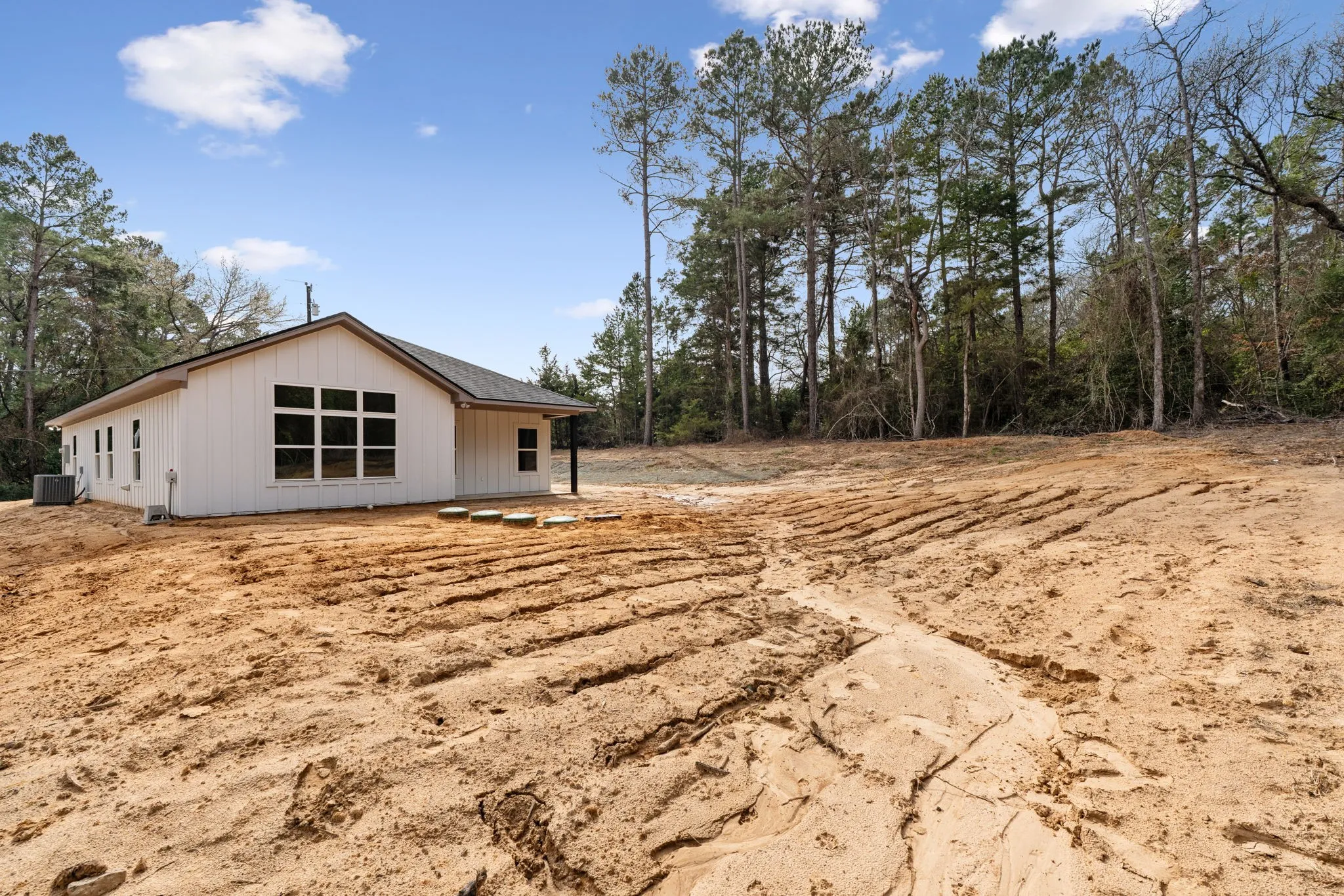 Single Family Residence For Sale in Cherokee County , 335 Perdanales Drive, Bullard, Texas 75757, 3 Bedroom, 2 Bathroom, 1 Garage spaces, 1,585 Sqft, built in 2026, mls#21369581, Real Estate Agent in Bullard, Homes For Sale in Cherokee county, Homes For Sale in Bullard, Realtor in Bullard Texas, Real Estate Brokerage Independent Realty Texas, Luminita Cordes Realtor