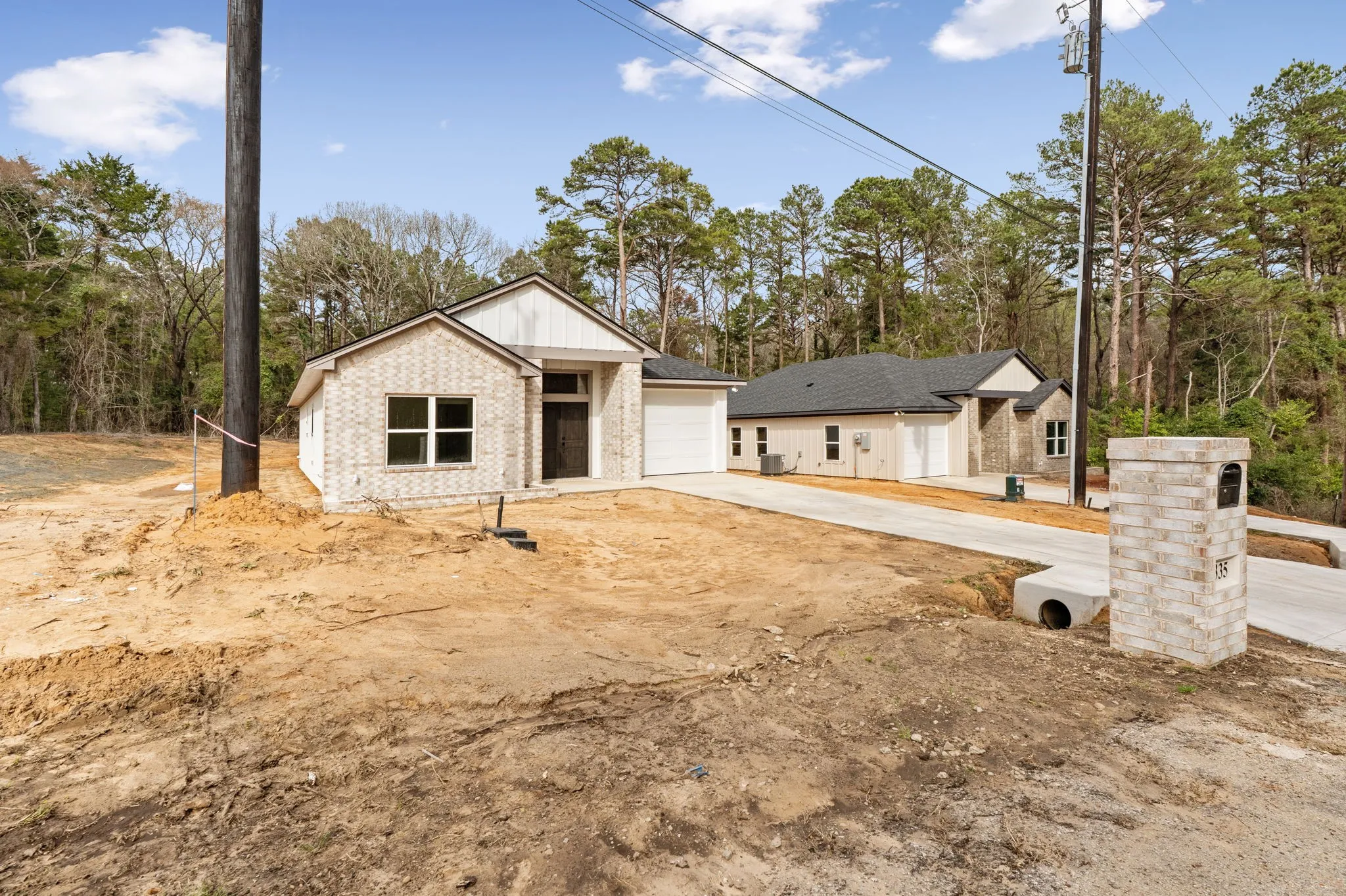 Single Family Residence For Sale in Cherokee County , 335 Perdanales Drive, Bullard, Texas 75757, 3 Bedroom, 2 Bathroom, 1 Garage spaces, 1,585 Sqft, built in 2026, mls#21369581, Real Estate Agent in Bullard, Homes For Sale in Cherokee county, Homes For Sale in Bullard, Realtor in Bullard Texas, Real Estate Brokerage Independent Realty Texas, Luminita Cordes Realtor