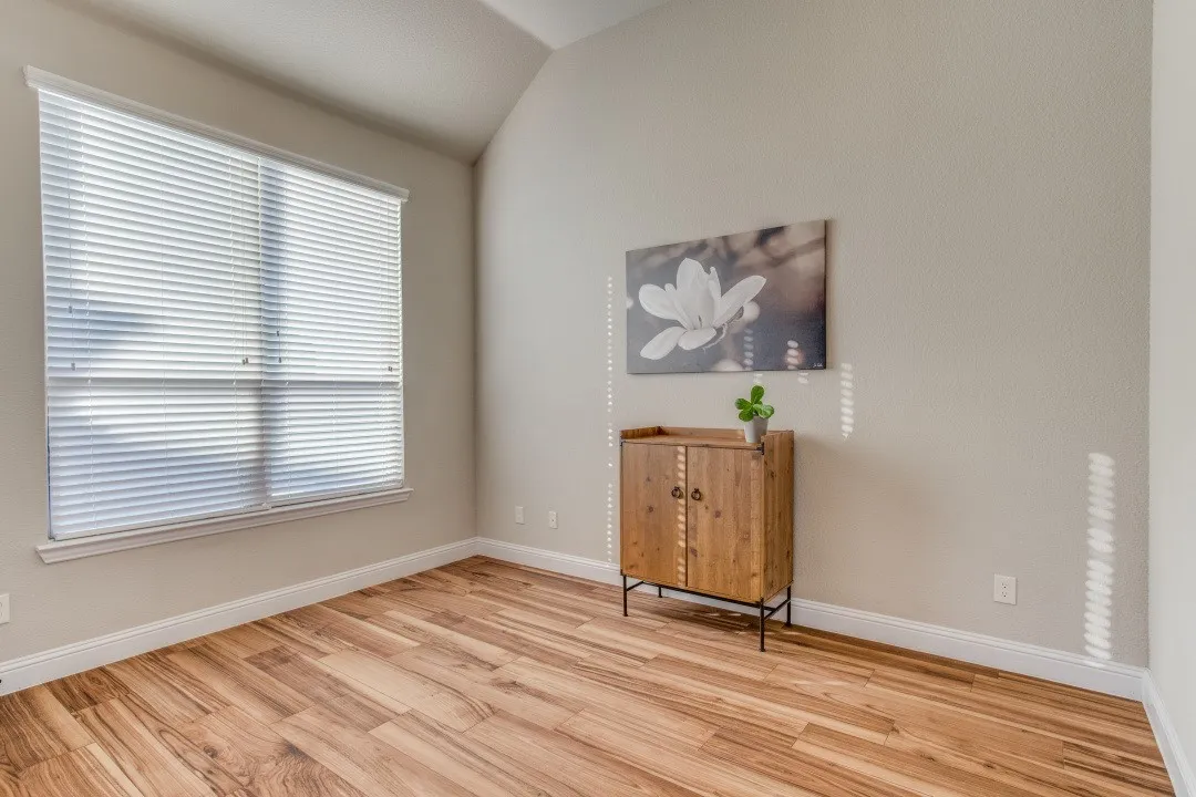 Single Family Residence For Rent in Denton County , 16501 Millenium Park Place, Prosper, Texas 75078, 3 Bedroom, 2 Bathroom, 2 Garage spaces, 1,893 Sqft, built in 2016, mls#21369585, Real Estate Agent in Prosper, Homes For Rent in Denton county, Homes For Rent in Prosper, Realtor in Prosper Texas, Real Estate Brokerage Independent Realty Texas, Luminita Cordes Realtor