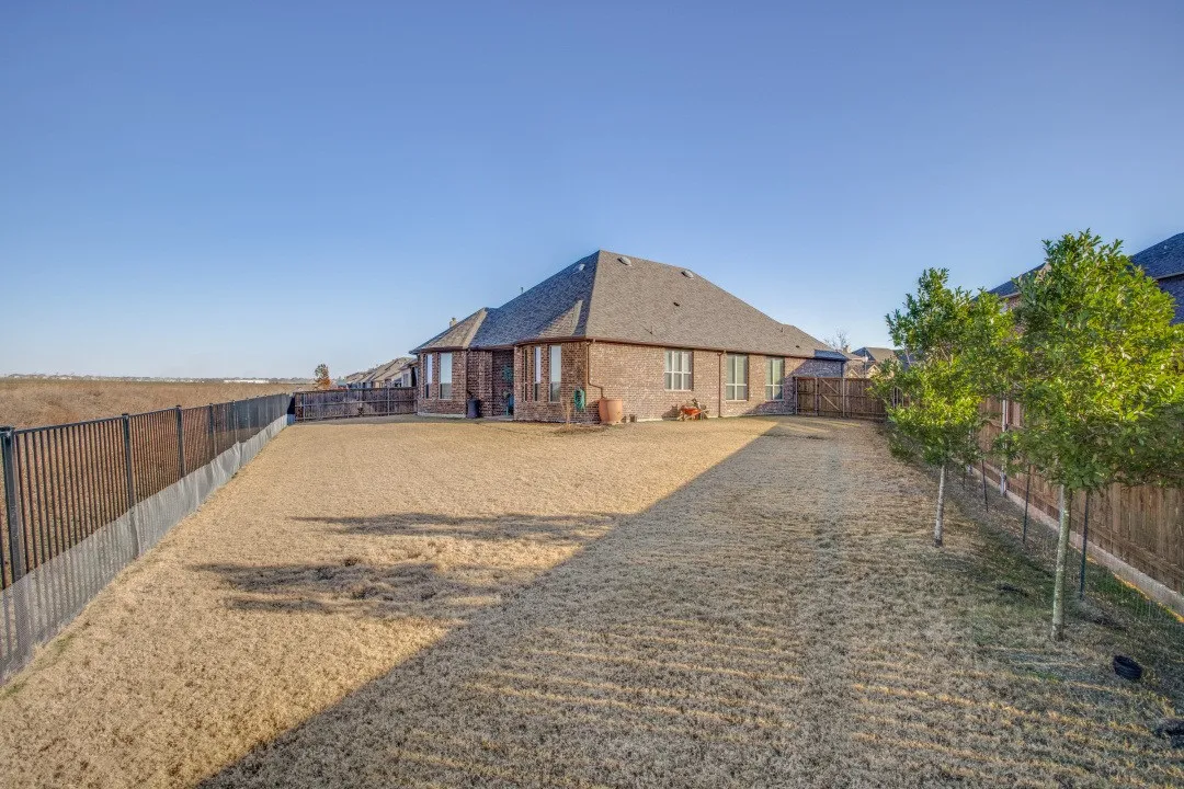 Single Family Residence For Rent in Denton County , 16501 Millenium Park Place, Prosper, Texas 75078, 3 Bedroom, 2 Bathroom, 2 Garage spaces, 1,893 Sqft, built in 2016, mls#21369585, Real Estate Agent in Prosper, Homes For Rent in Denton county, Homes For Rent in Prosper, Realtor in Prosper Texas, Real Estate Brokerage Independent Realty Texas, Luminita Cordes Realtor