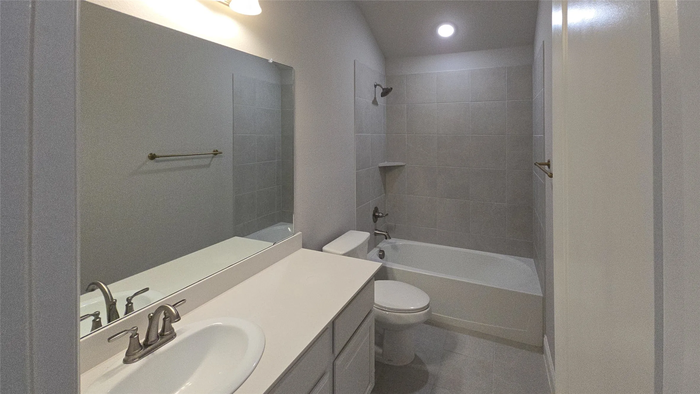 Single Family Residence For Rent in Hunt County , 1416 Waverley Drive, Greenville, Texas 75402, 3 Bedroom, 2 Bathroom, 1 Garage spaces, 1,169 Sqft, built in 2022, mls#21369572, Real Estate Agent in Greenville, Homes For Rent in Hunt county, Homes For Rent in Greenville, Realtor in Greenville Texas, Real Estate Brokerage Independent Realty Texas, Luminita Cordes Realtor